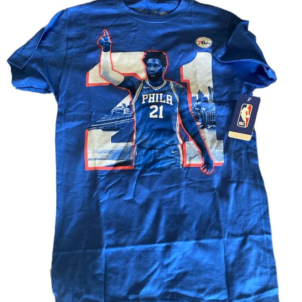 Philadelphia Basketball Player Graphic T-Shirt