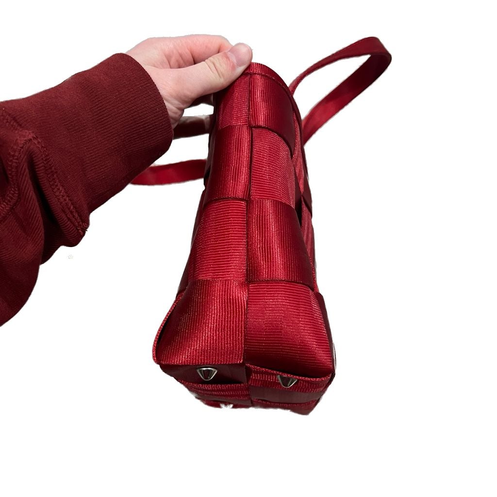 HARVEYS Seatbelt Bag Top Handle Small Tote Purse in Cherry Red 5