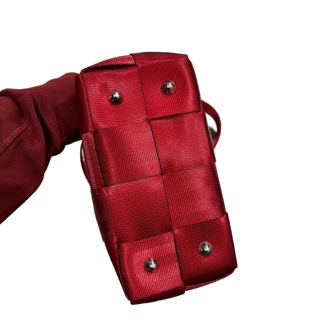 HARVEYS Seatbelt Bag Top Handle Small Tote Purse in Cherry Red 6