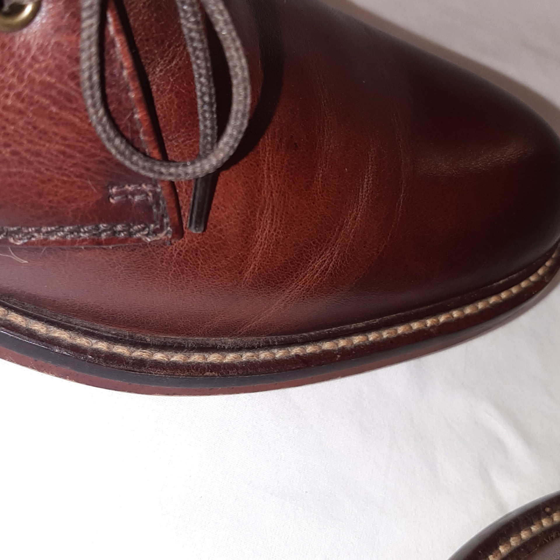 “Aston Grey” Chukka Boot, fully leather, size 8.5 5