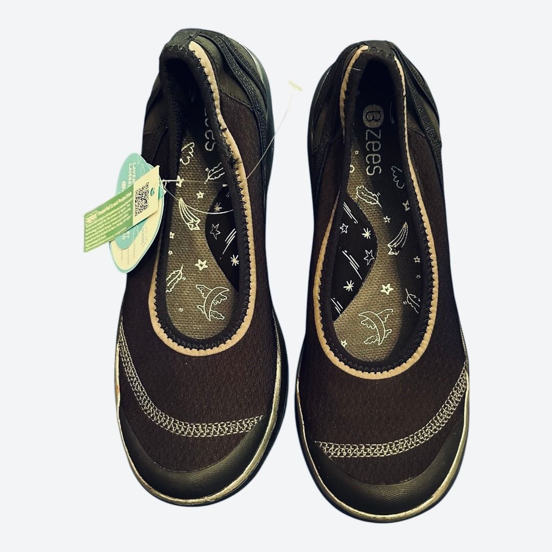 BZees Electric Women's Shoes in Black designed for ultimate comfort. Washable Cushioned insole and lightweight construction 2