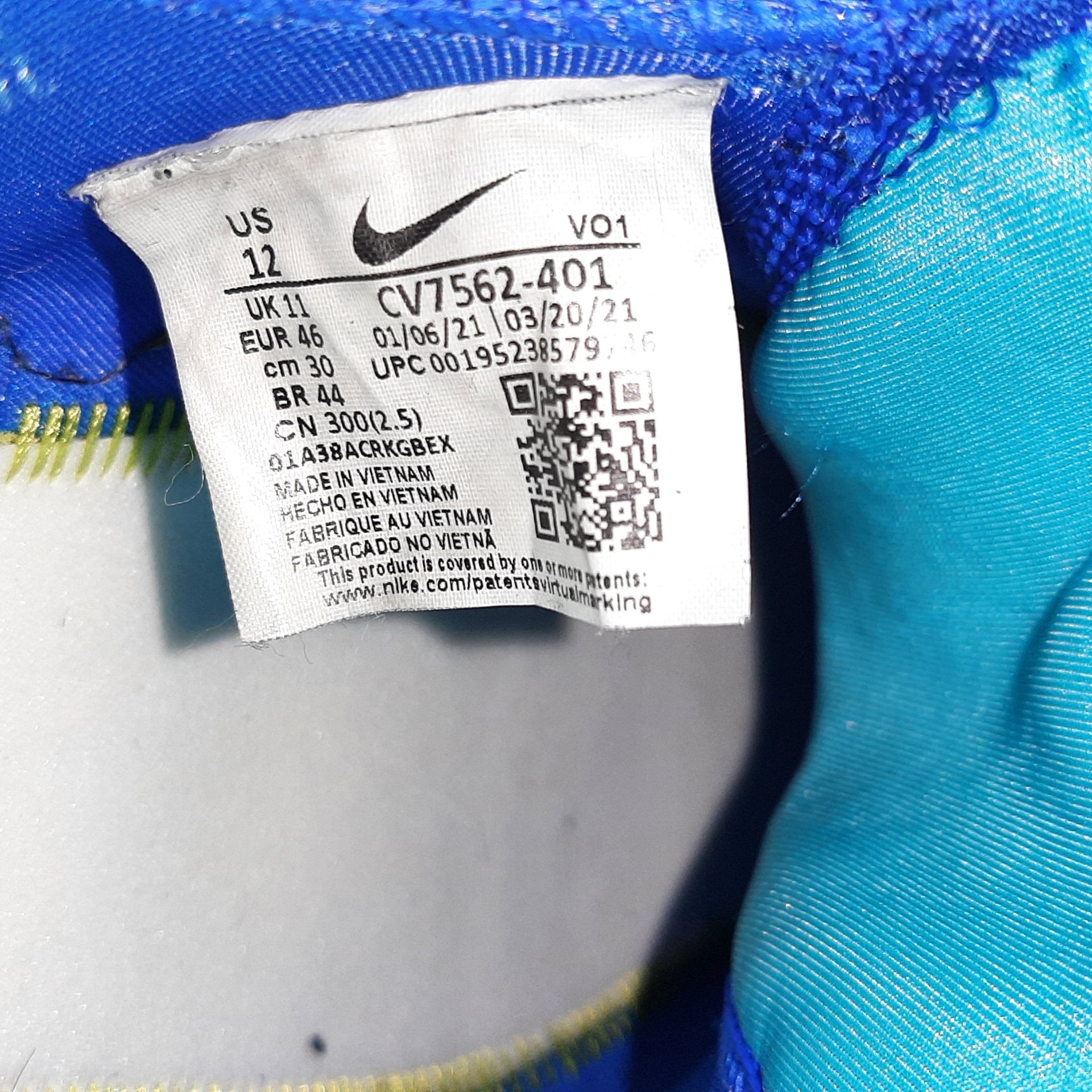Buy Space Jam x LeBron 18 Low 'Wile E. x Roadrunner' - CV7562 401 8