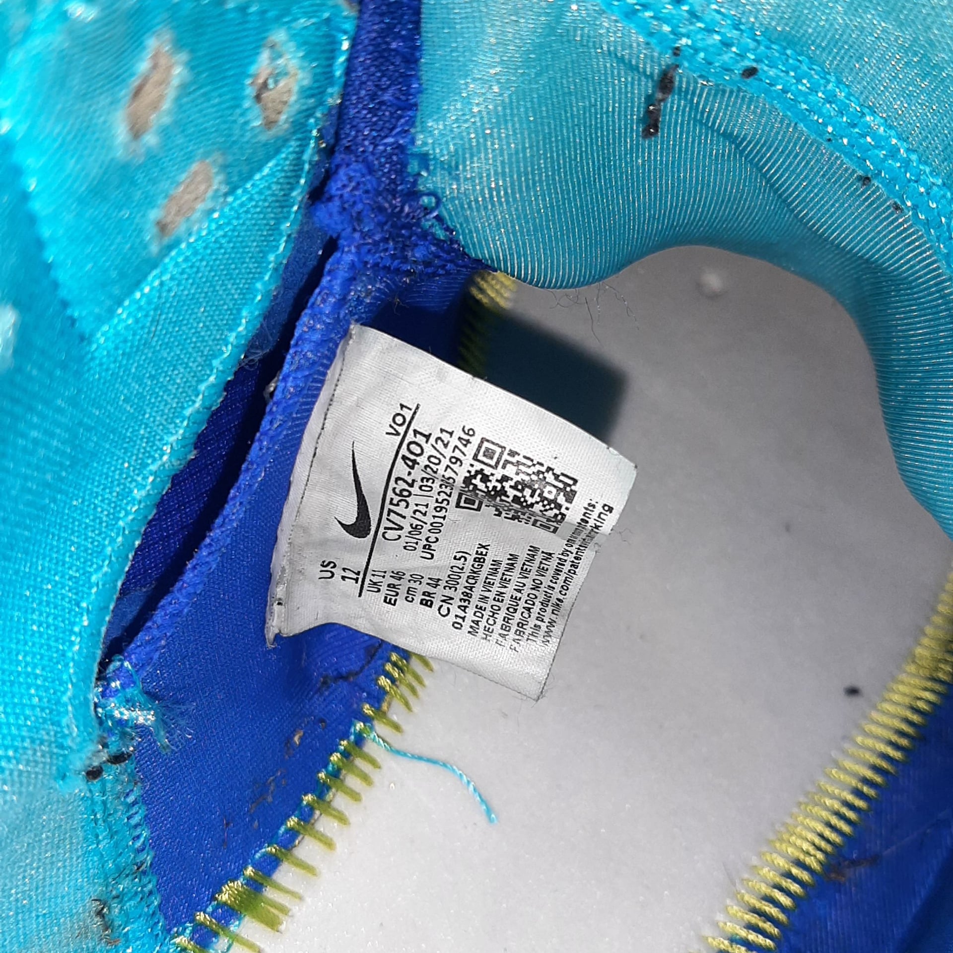 Buy Space Jam x LeBron 18 Low 'Wile E. x Roadrunner' - CV7562 401 7