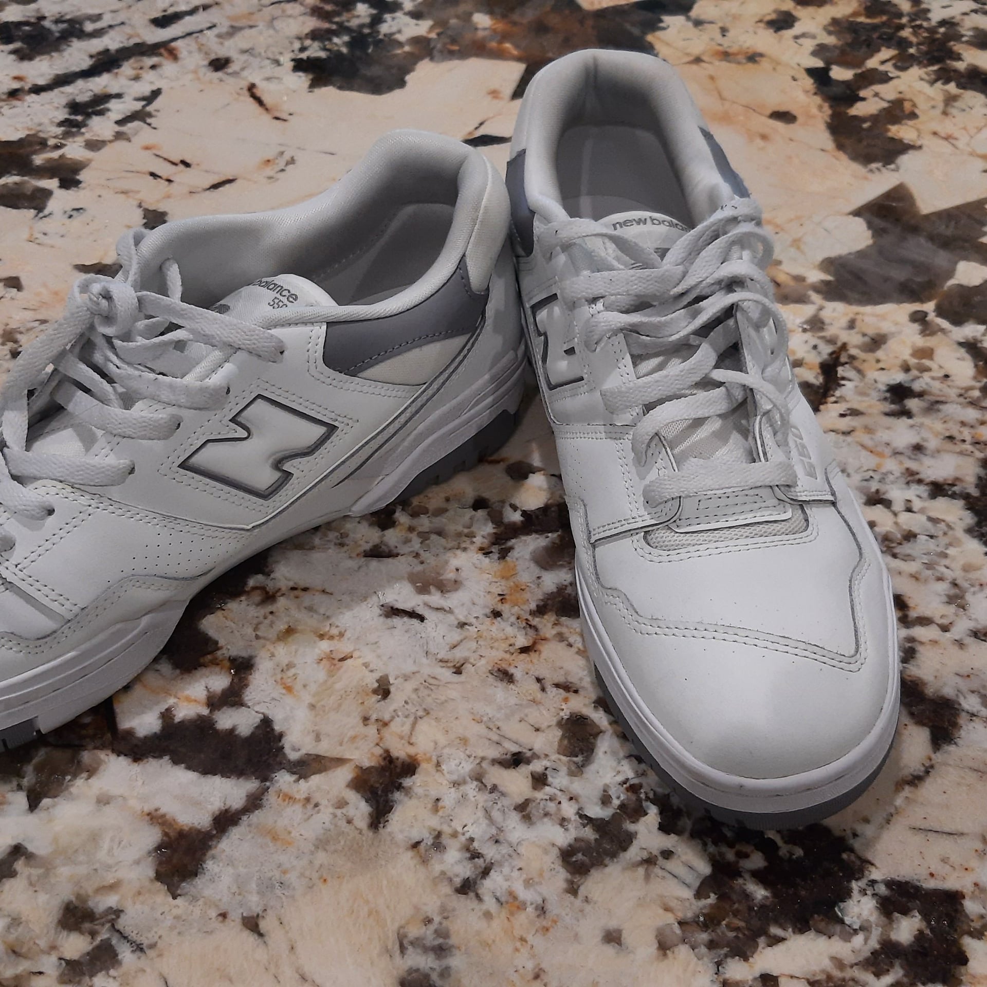 New Balance 550 White nearly New, SiZe US 13 Basketball sneakers 4