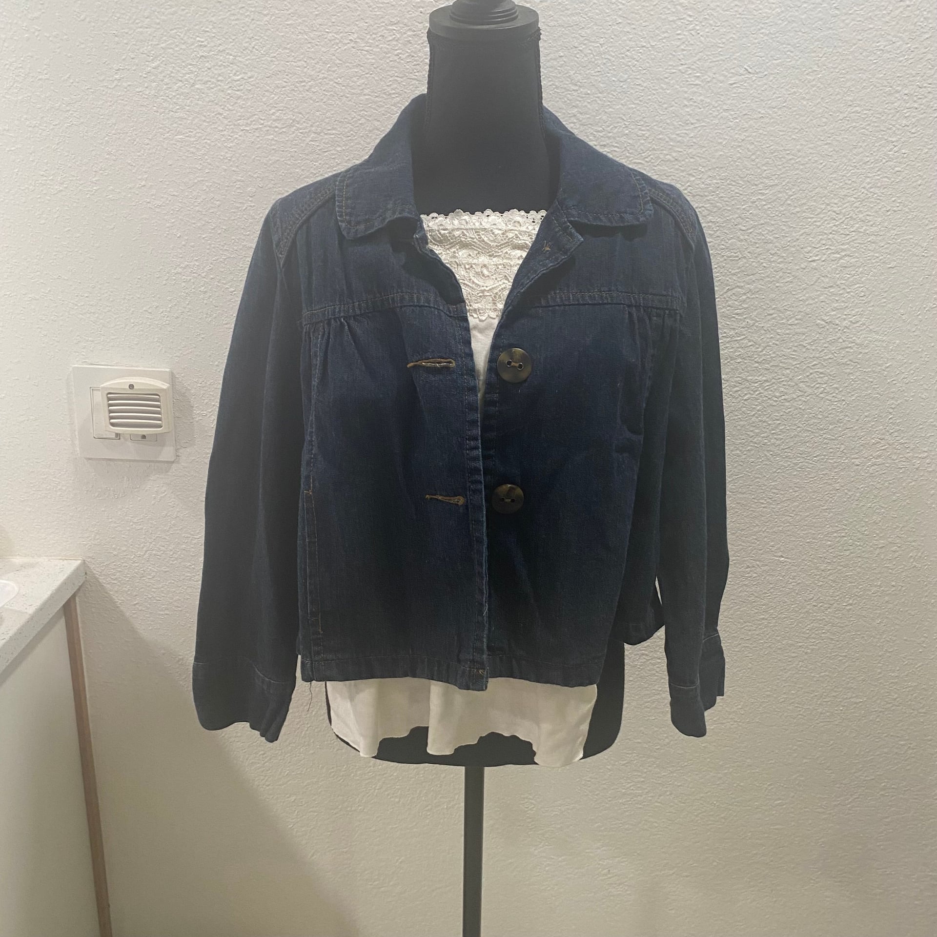a.n.a Business Jean Jackets for Women Size L 2