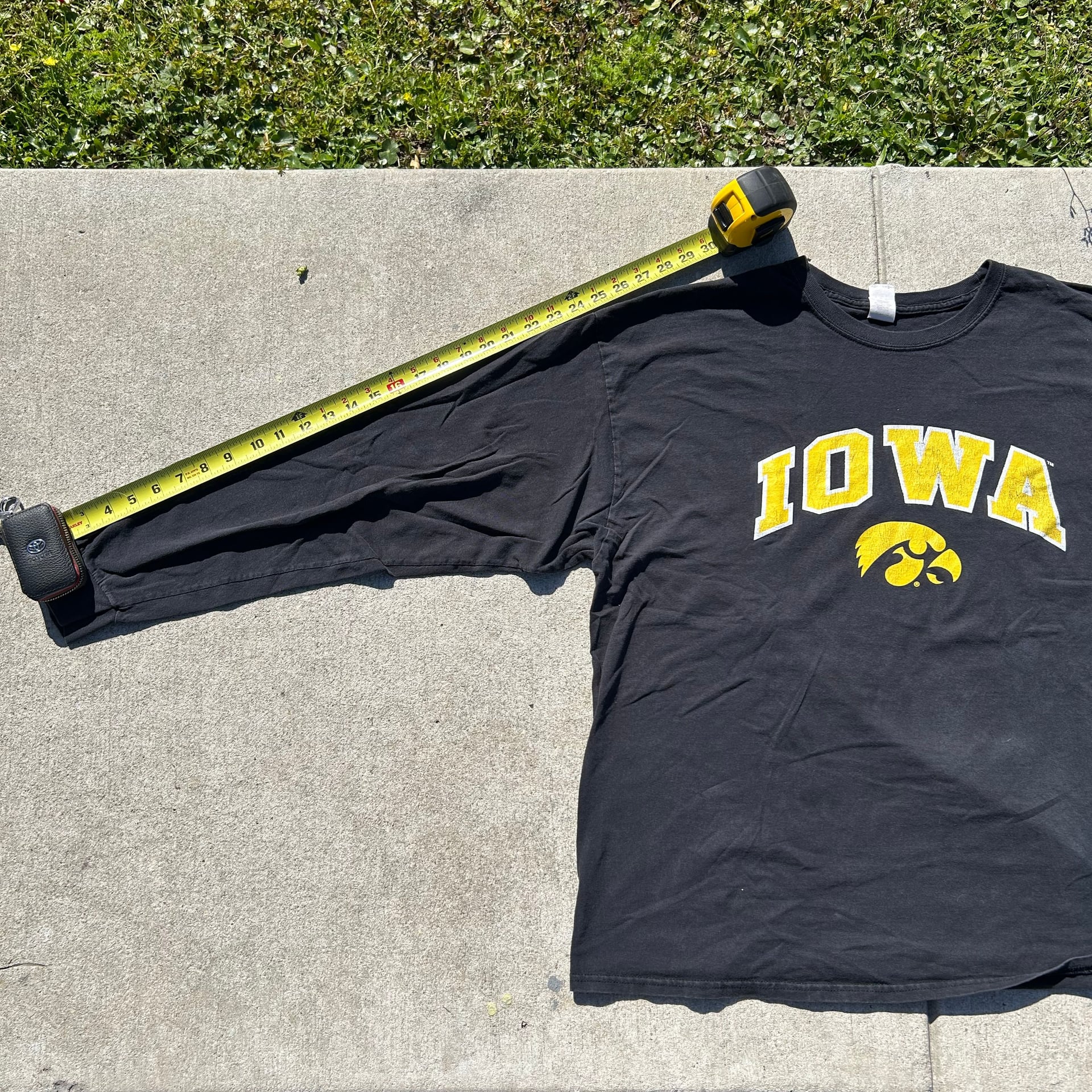 Vintage Iowa Hawkeyes Long sleeve 2000s Black Medium Retro College Football 3