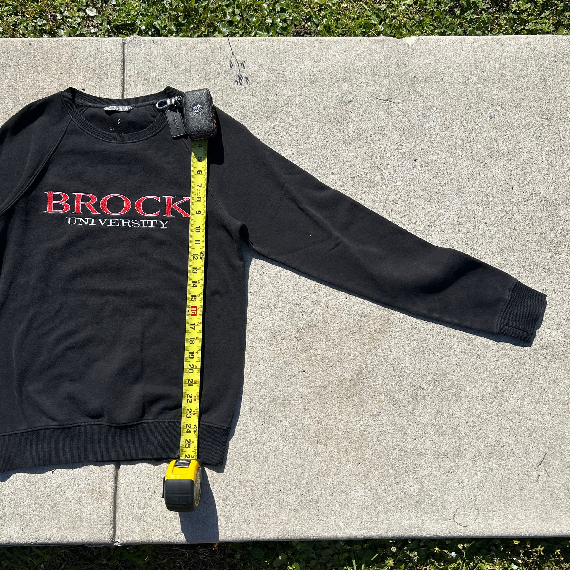Vintage Y2K Brock University Pullover Sweatshirt 2