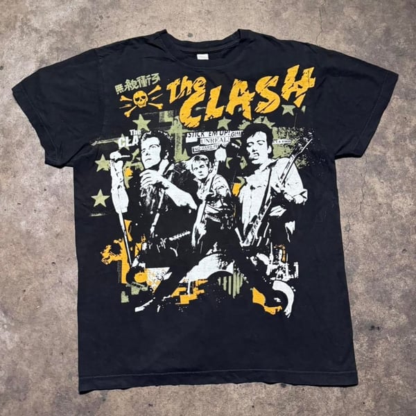 The Clash “Stick Em Up!” tee size small