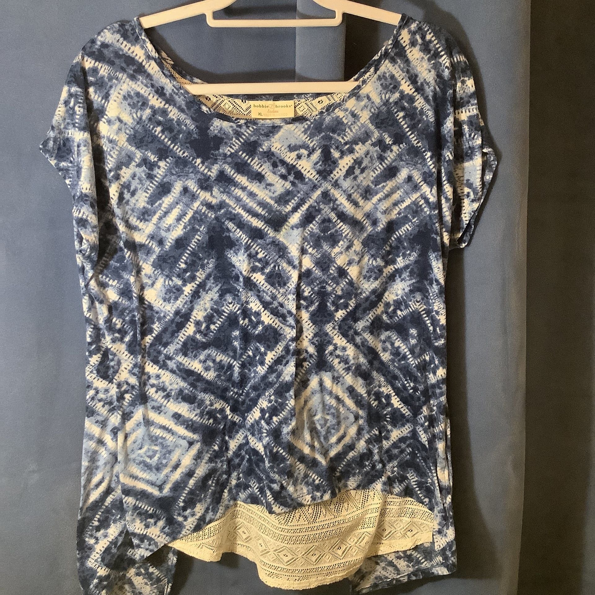 Blue Tie-Dye Short Sleeve Top with Lace Trim 2