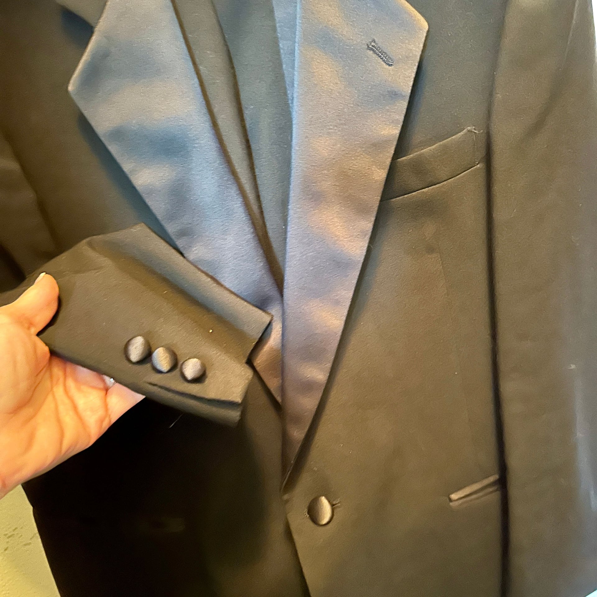 Black 3-piece Tuxedo + shirt & all accessories 5