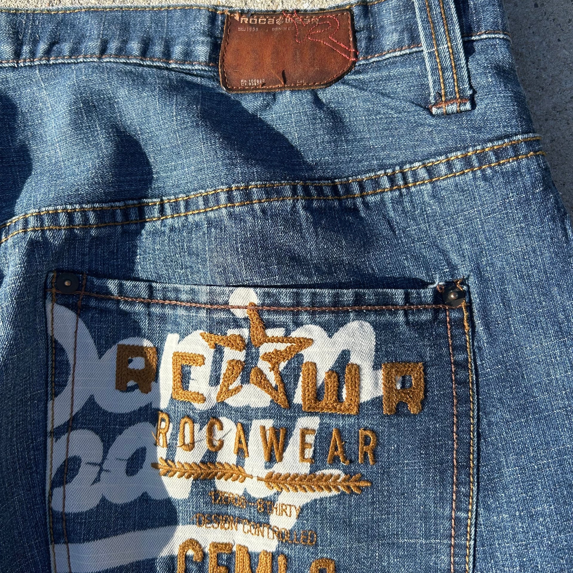 Vintage Rocawear Flap Pocket Denim Jeans Mens 42 Baggy Wide Leg Y2K 7