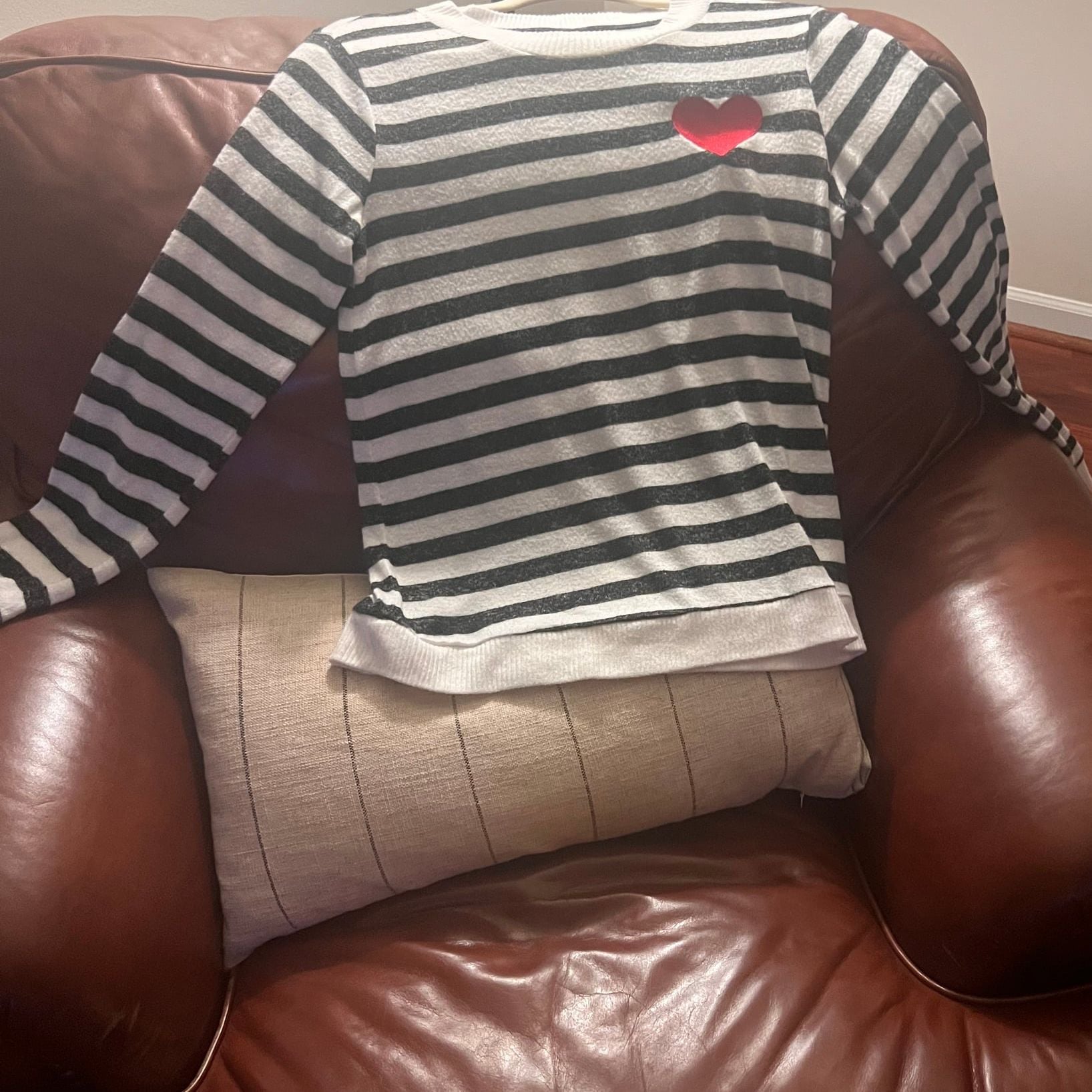 Bobeau Heart Stripe Crewneck Sweater on SALE 2