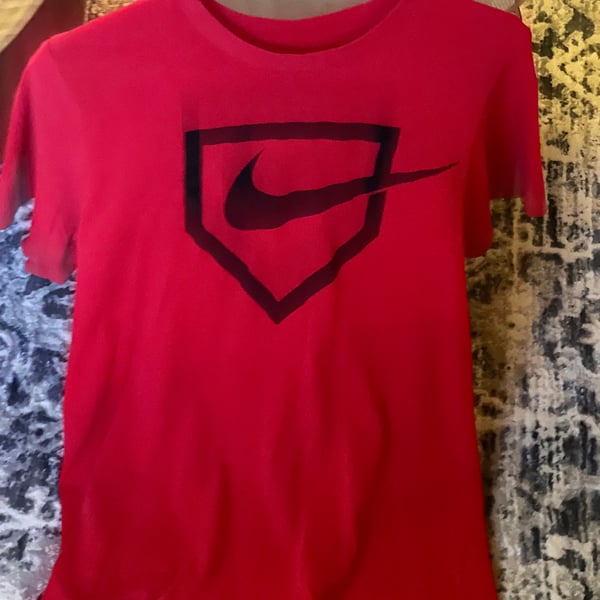 NWT NIKE Mens Red Dri-Fit Short SleeveT-Shirt size small