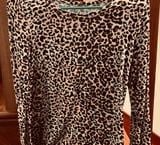 Maurices Women's Leopard Long Sleeve Top..Size M Super Soft! EUC 3