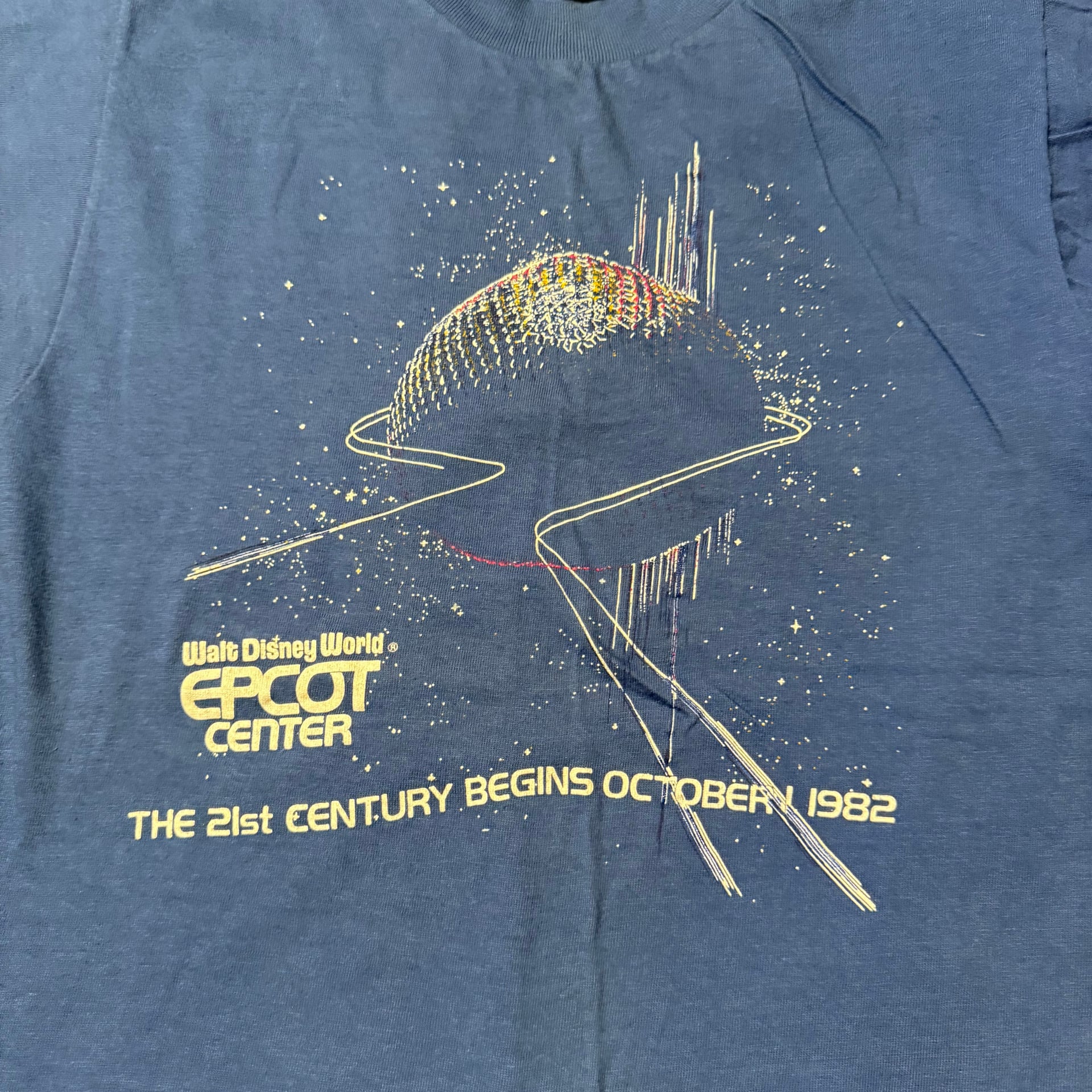80s EPCOT CENTER WALT DISNEY WORLD 21ST CENTURY BEGINS OCT 1 1982 t-shirt Small 2