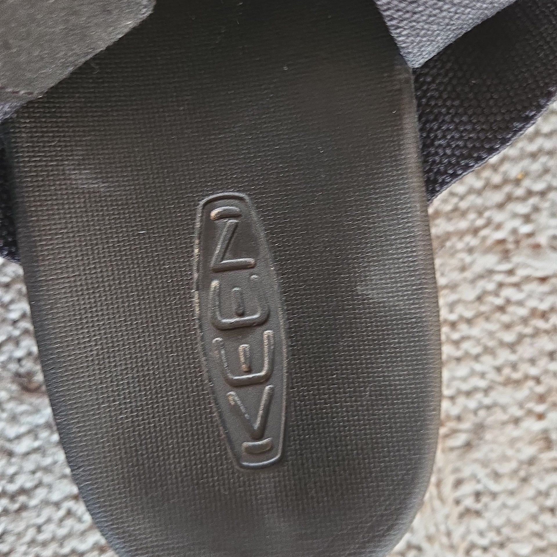 Nice - KEEN - Woman's Sandals Elle Backstrap - Size 9 - Black 4
