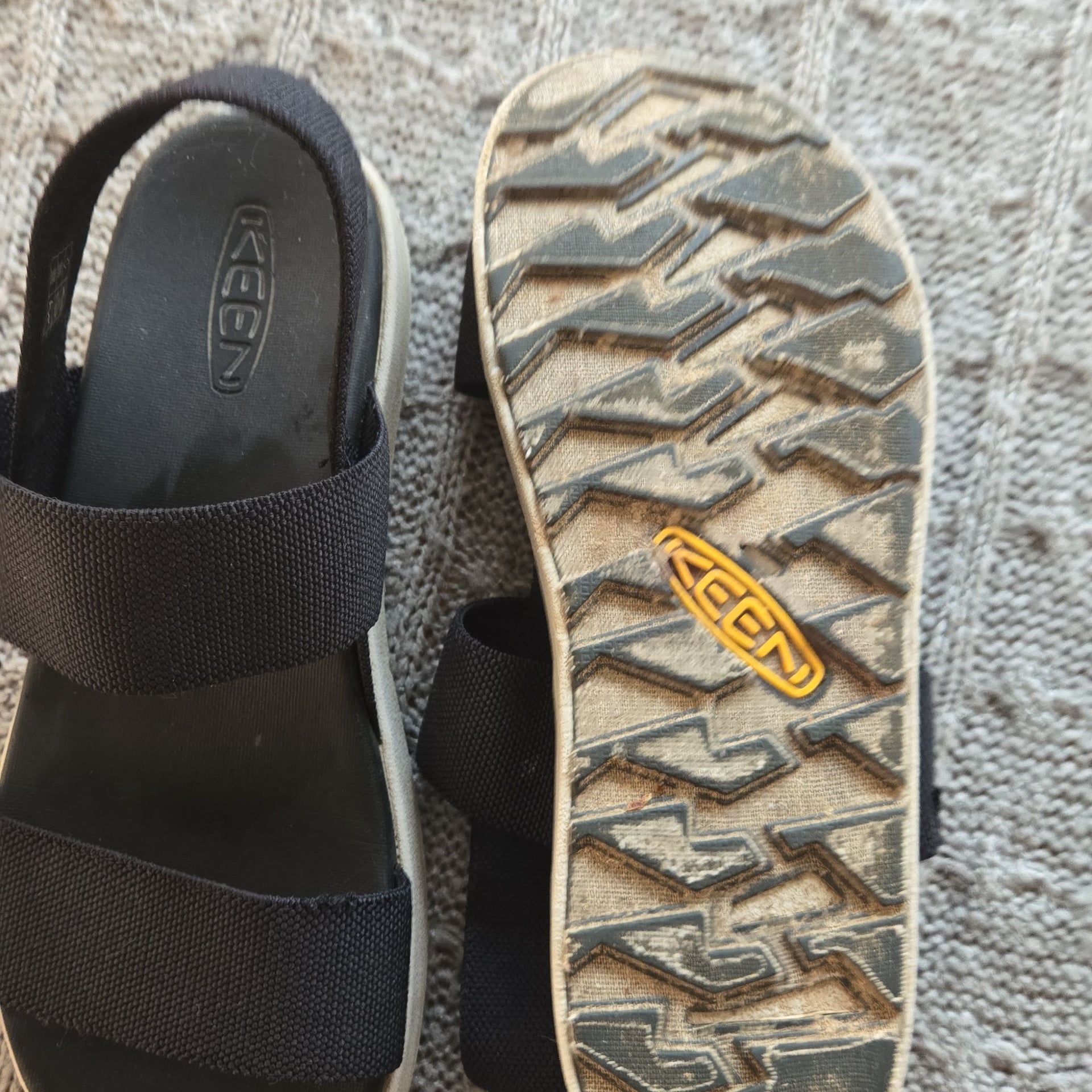 Nice - KEEN - Woman's Sandals Elle Backstrap - Size 9 - Black 7