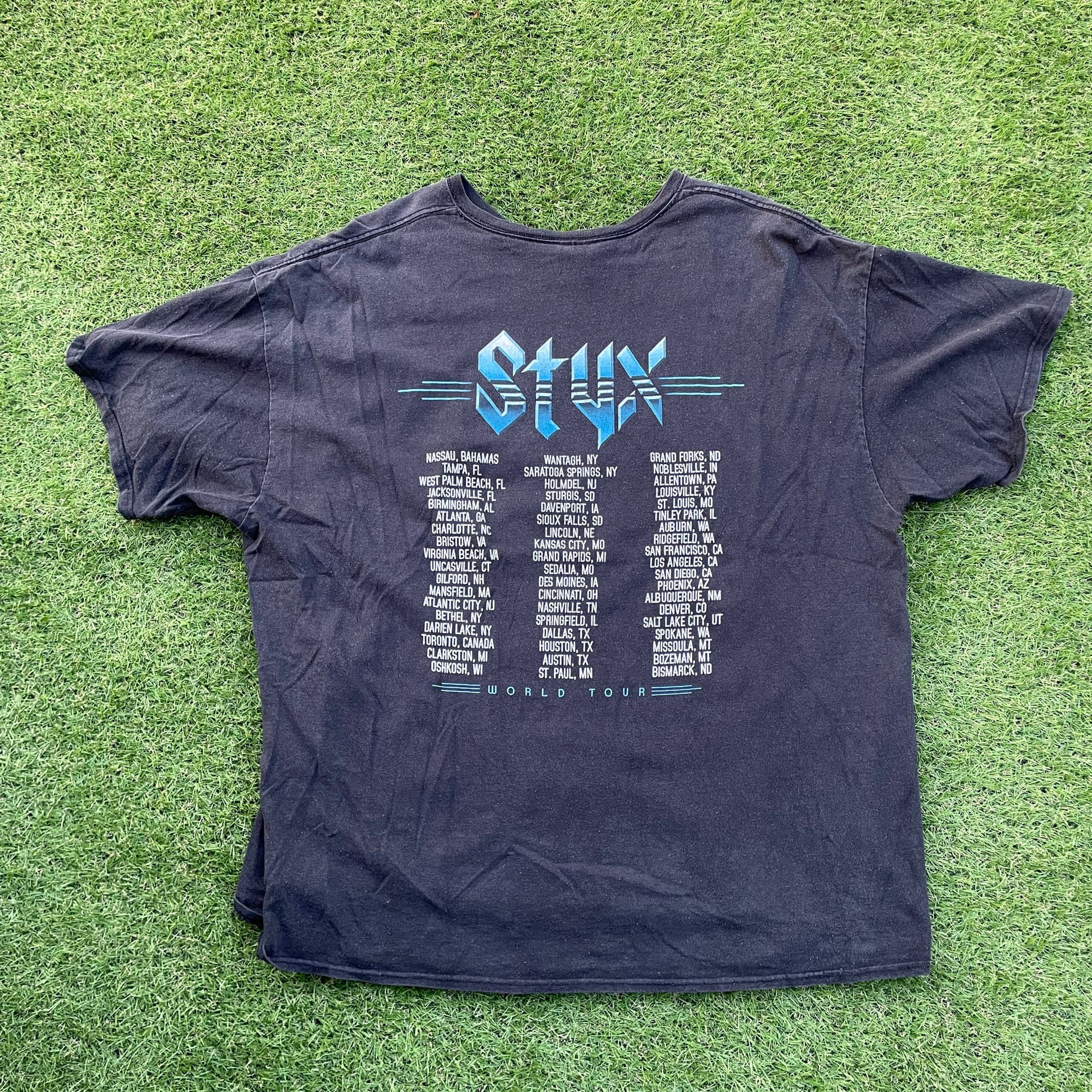 Styx World Tour Black Guitar Graphic T-Shirt Size XXL Vintage 2