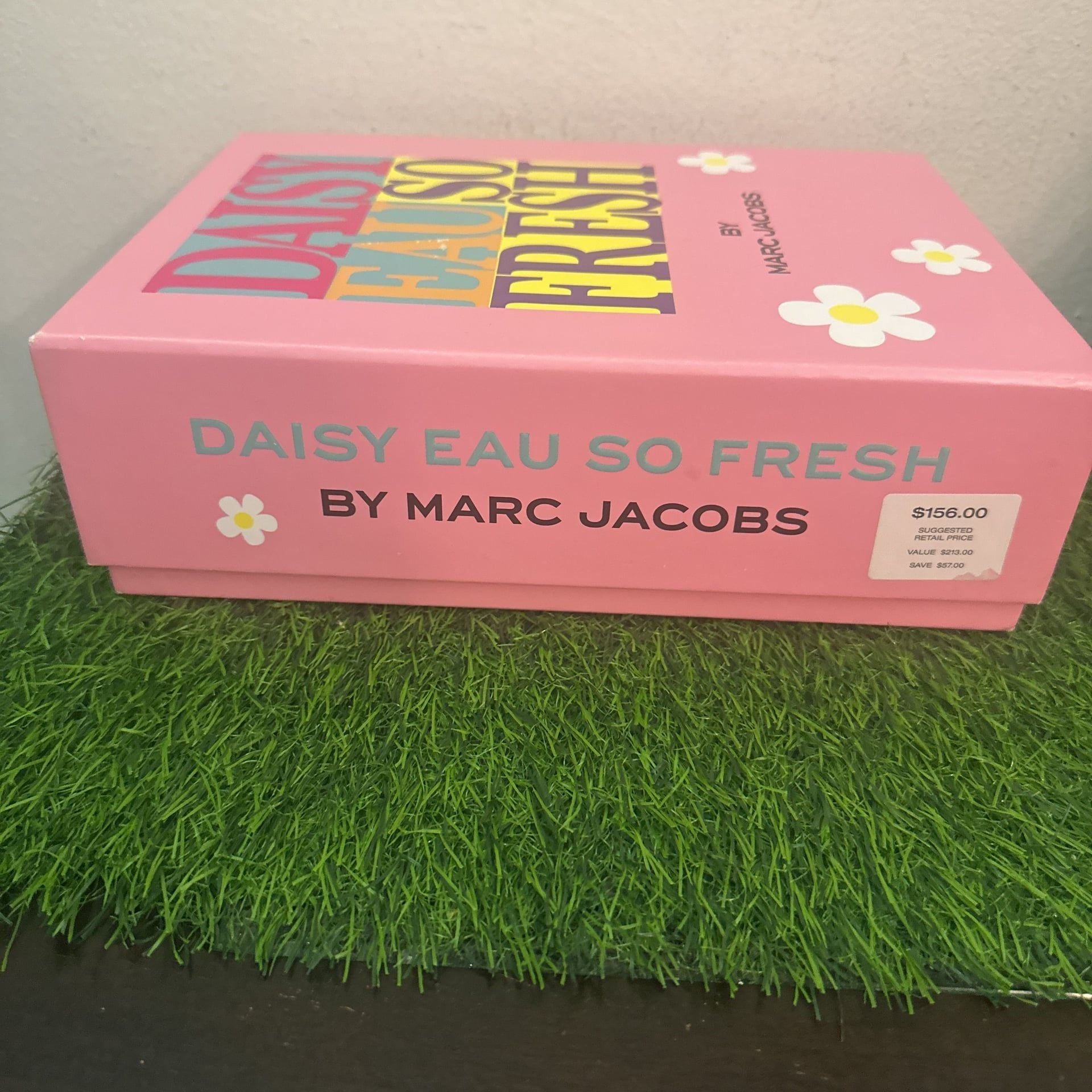 Marc Jacobs Daisy Eau So Fresh Perfume for Women Gift Set : Beauty & Personal Care - , $105* 2
