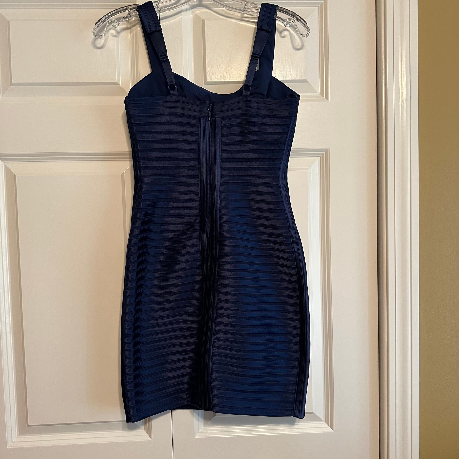 Womens SZ 2 Navy Cocktail Mini Dress BCBG Maxazria Adj Straps Back Zipper 3