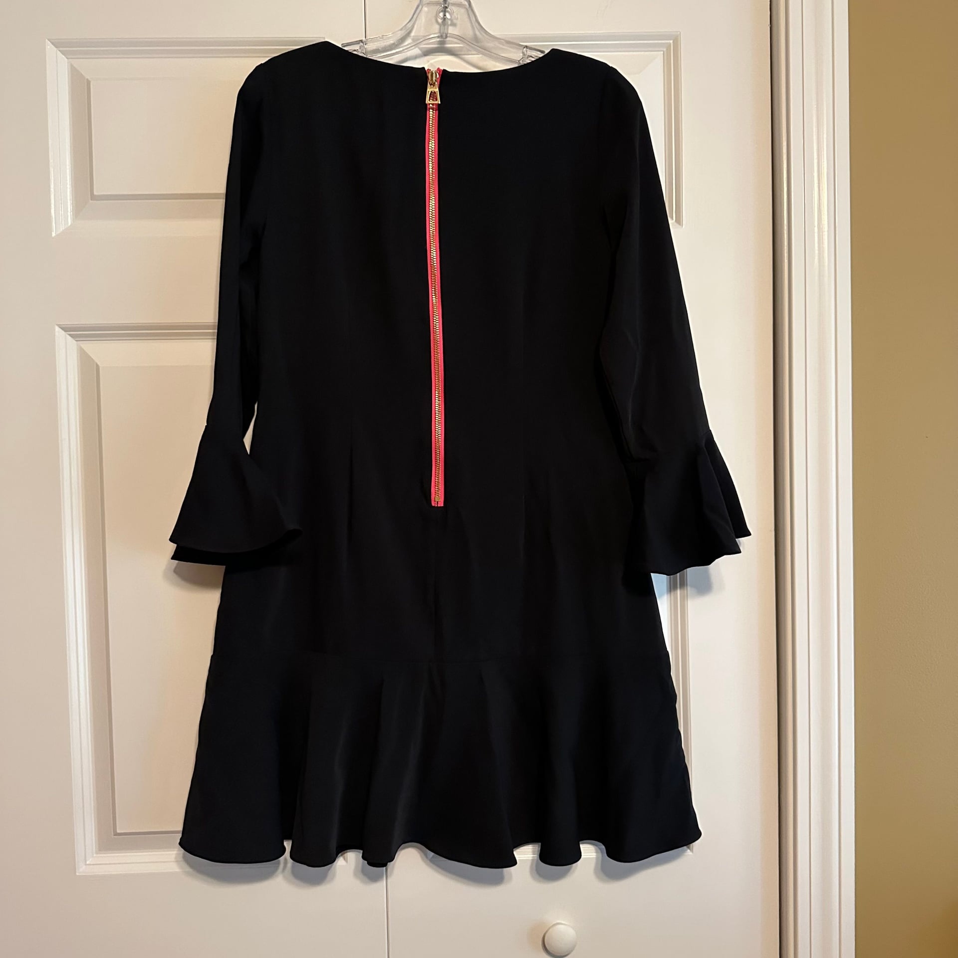 Sail to Sable Womens SZ 4 Black Dress Flared Sleeves and Ruffled Hemline 3