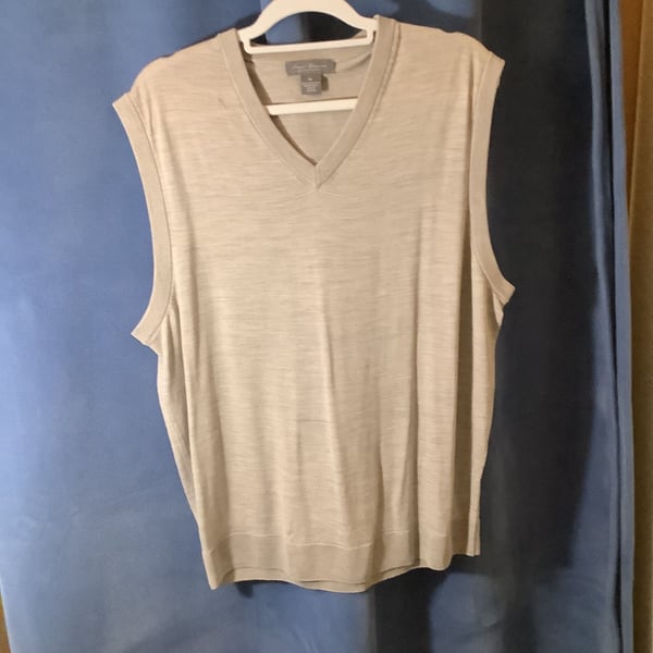 Men's Beige V-Neck Sleeveless Sweater Vest