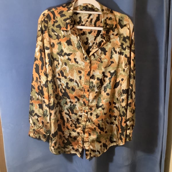 Vintage Camouflage Print Button-Up Shirt