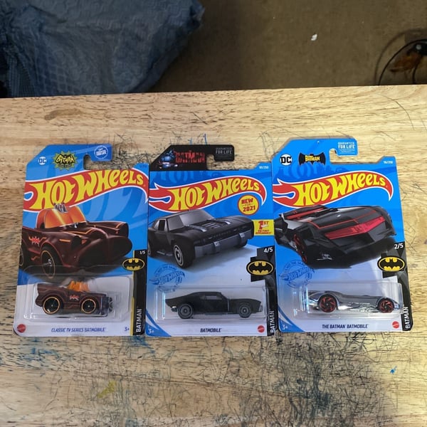 Hot Wheels Batman Batmobile Classic TV Series And New Bat 3 Car Lot… MINT