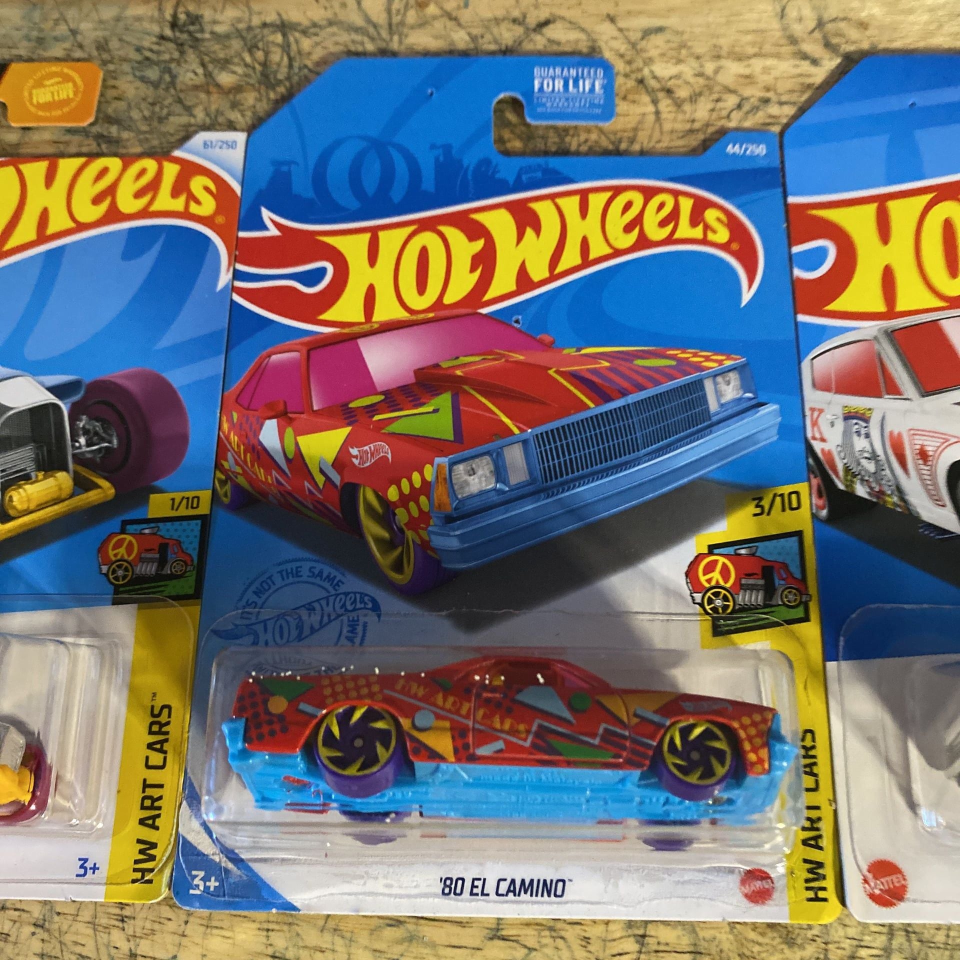 LOT of 3 HW ART CARS BY HOT WHEEL CAR 3