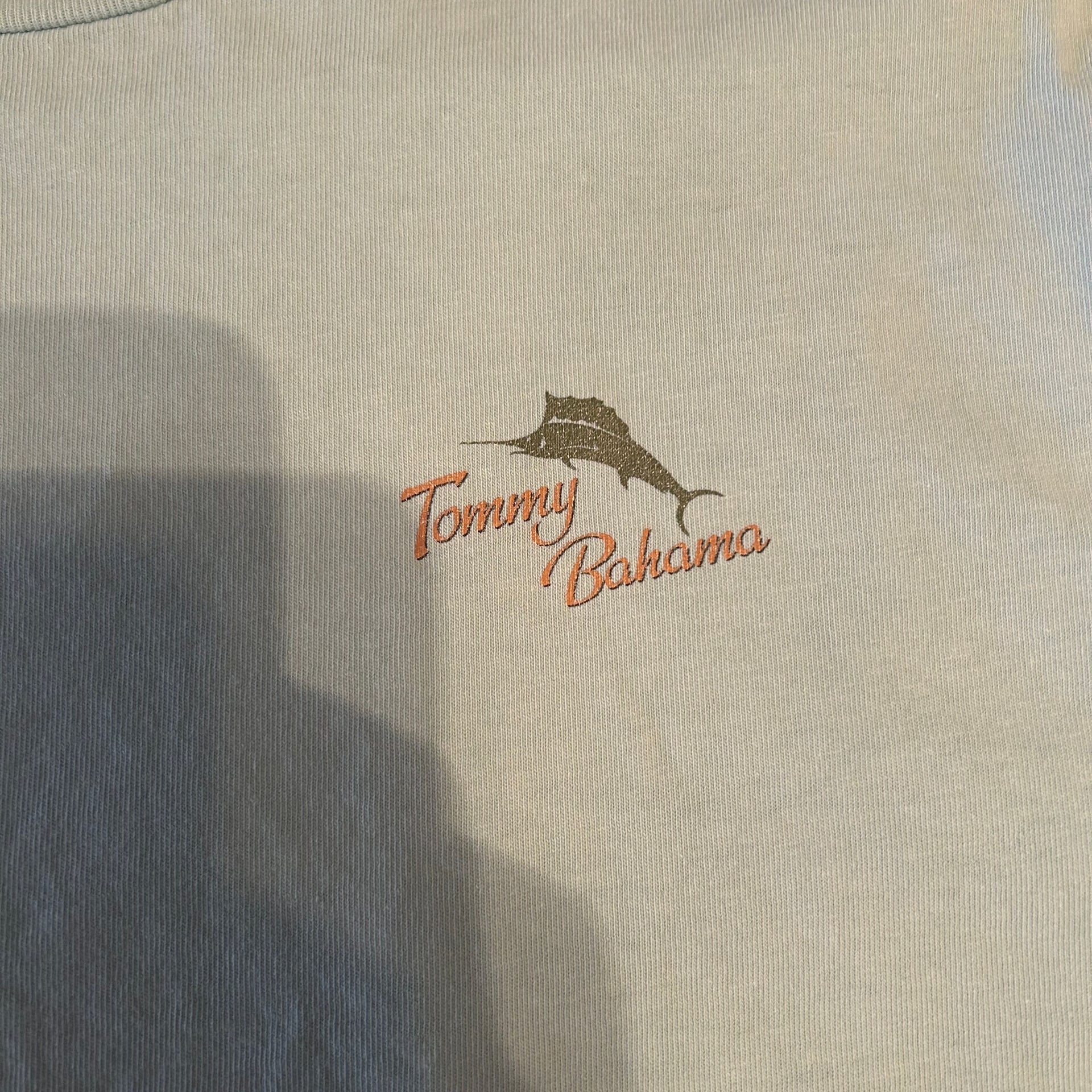 TOMMY BAHAMA Relax light blue Short Sleeve T Shirt large “freshly cut grass” 2