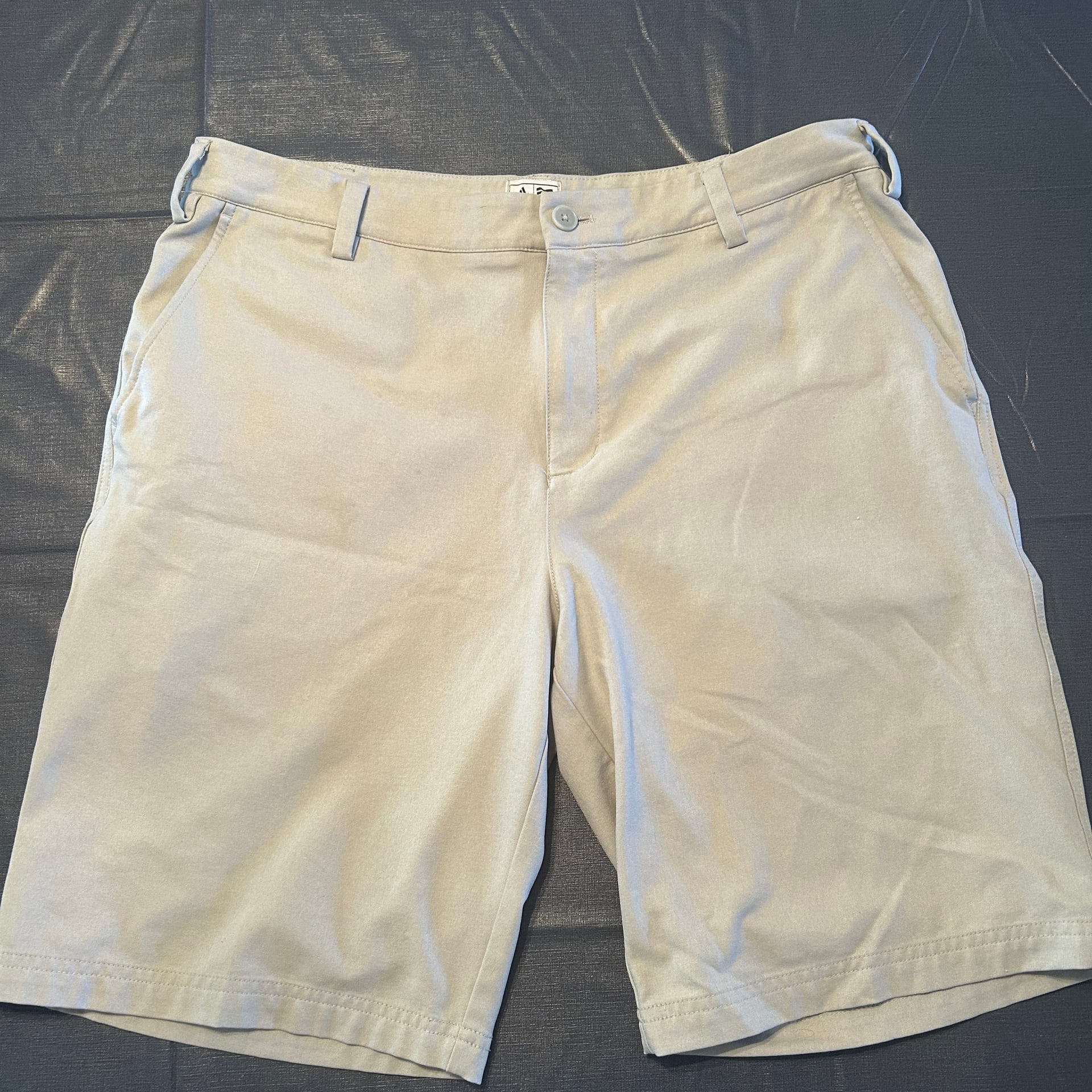Adidas Mens Beige Golf Shorts Size 34 1
