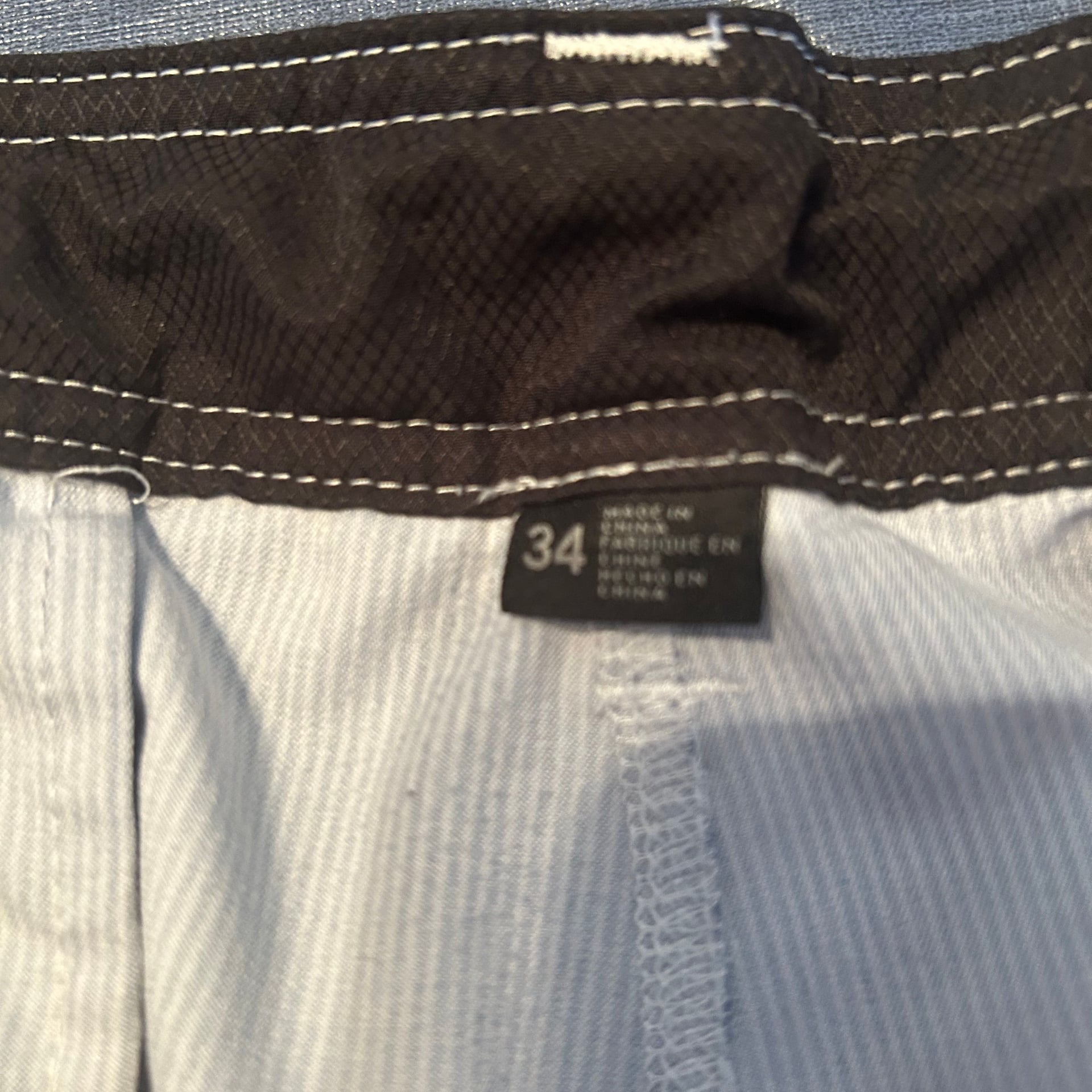 O'Neill Striped Blue and White Bermuda Shorts sz 34 3