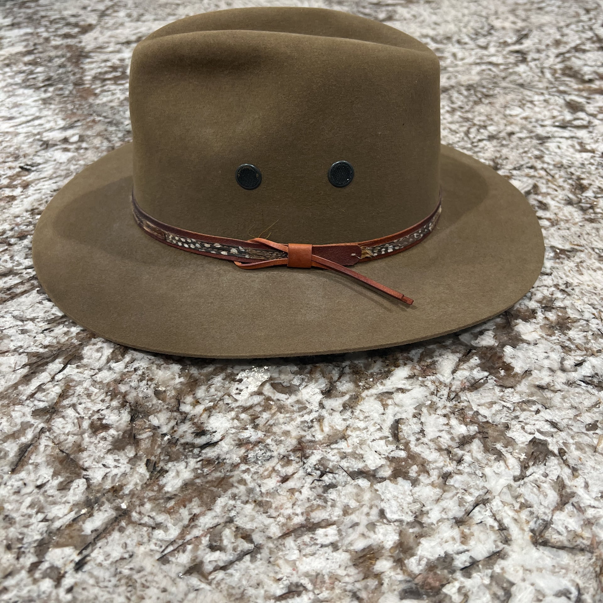 Gun Club Stetson 4X Beaver Brown Fedora Hat Feather Leather size 7 1/8 8