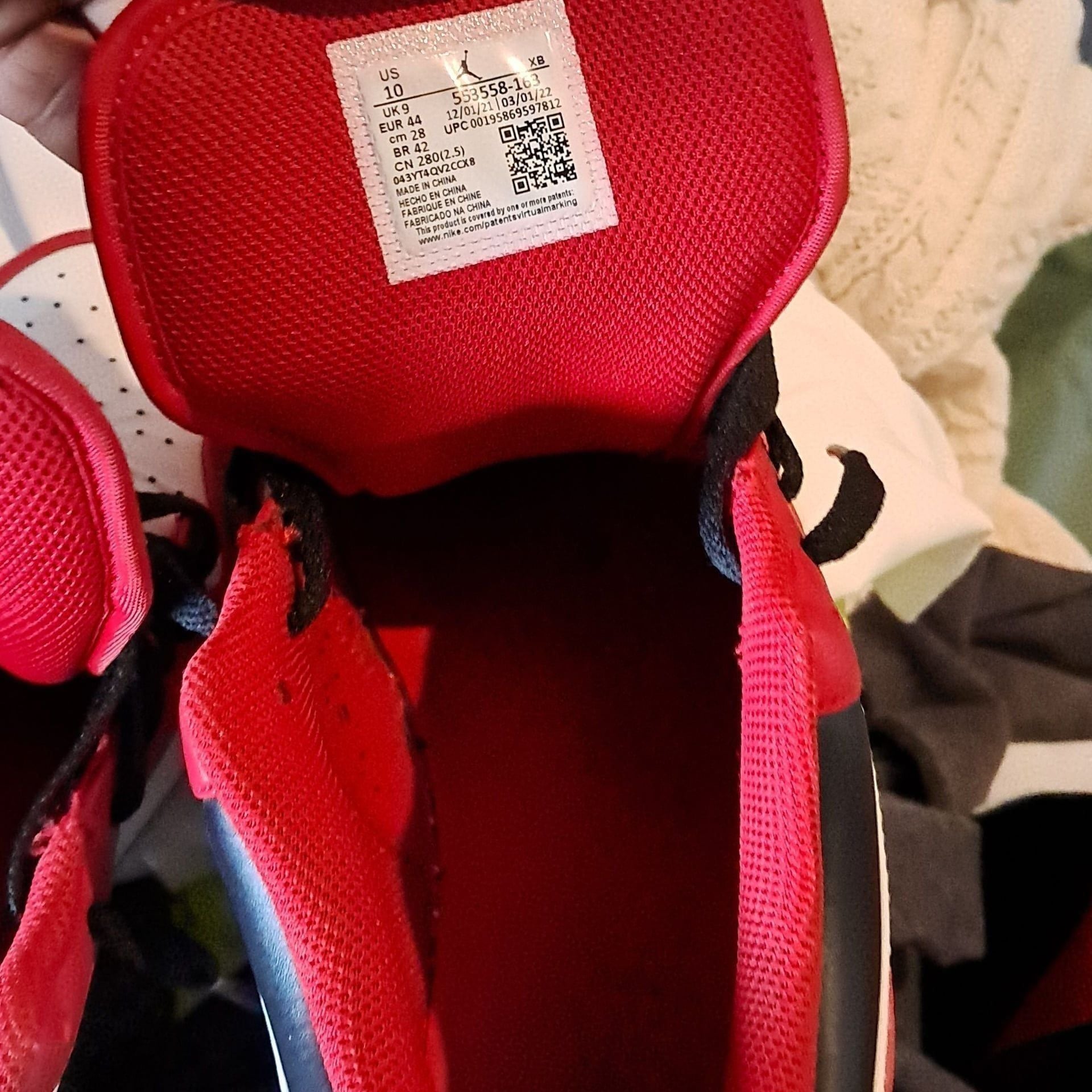 Nike Air Jordan 1 Low "Bulls" 7