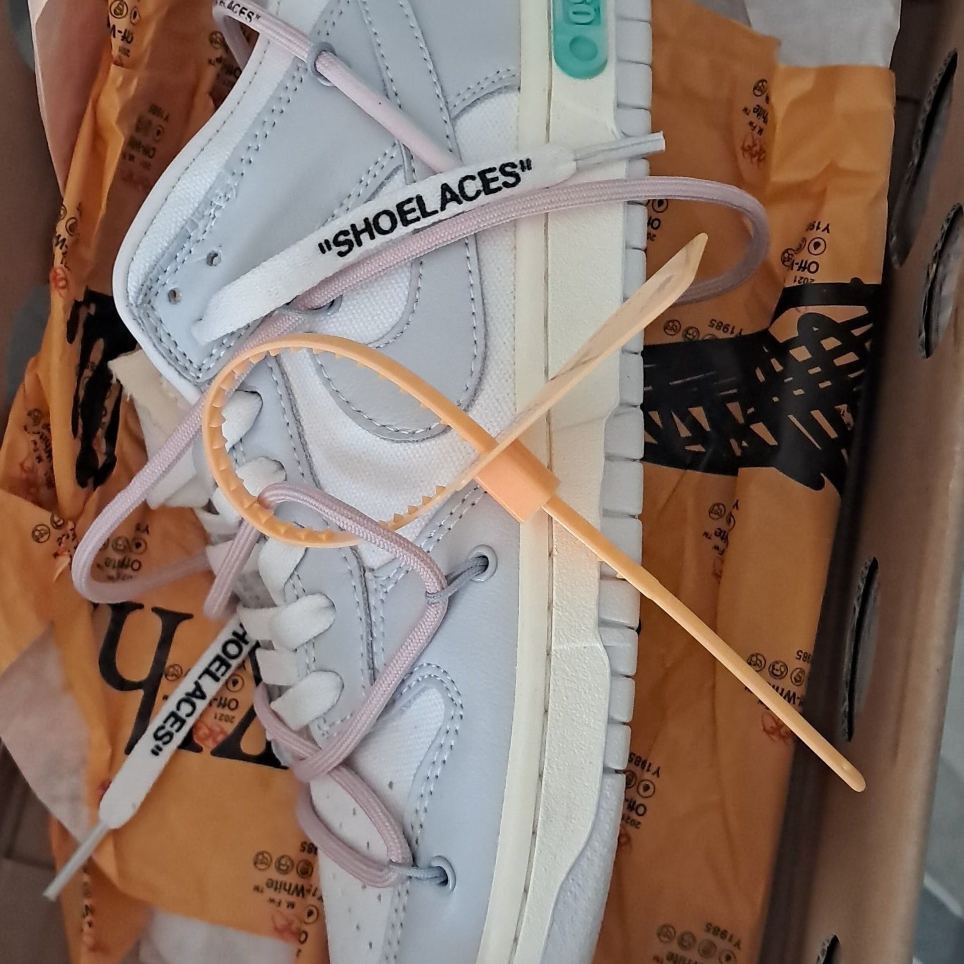 Designer Grey Low-Top Sneakers with Pink Accents 6