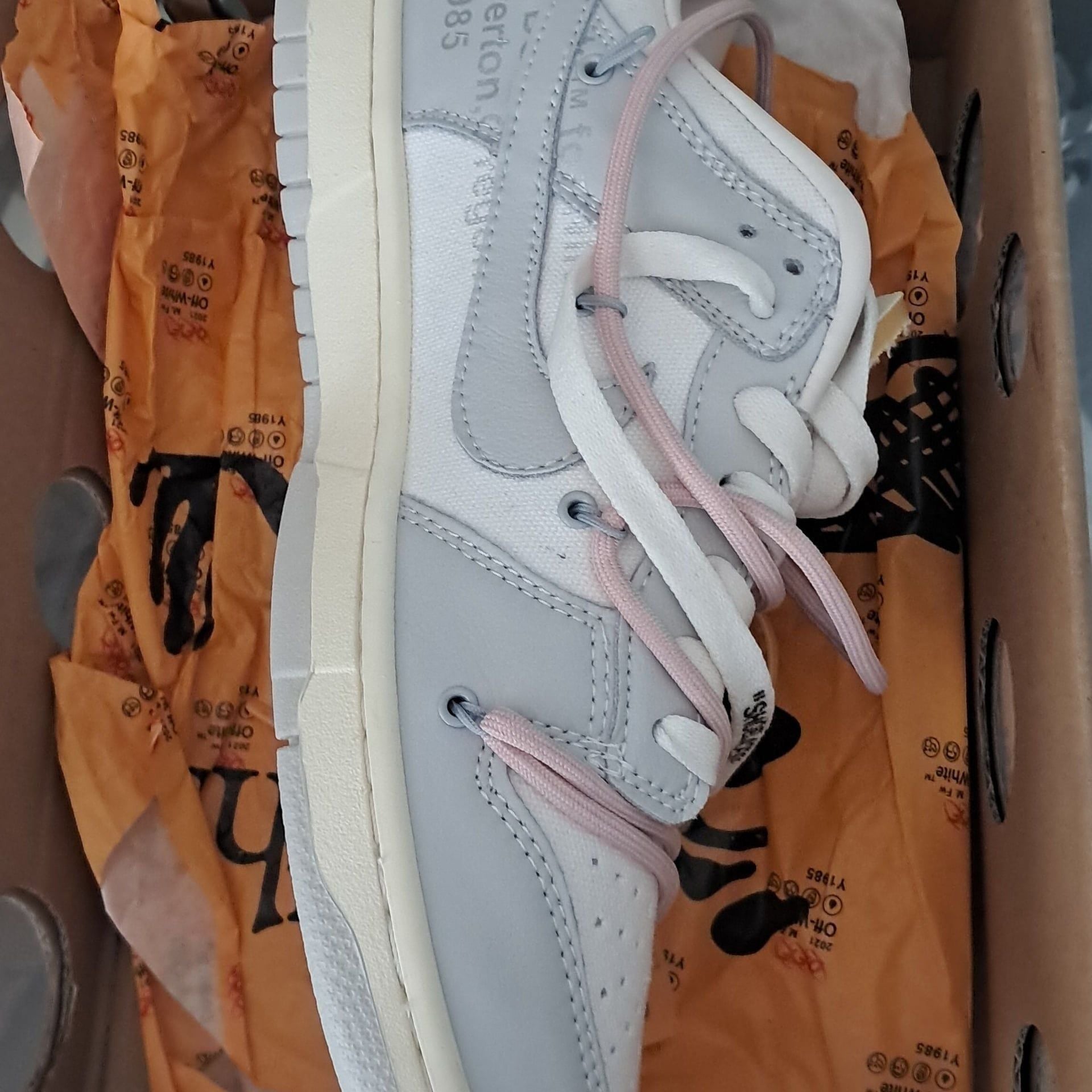 Designer Grey Low-Top Sneakers with Pink Accents 5
