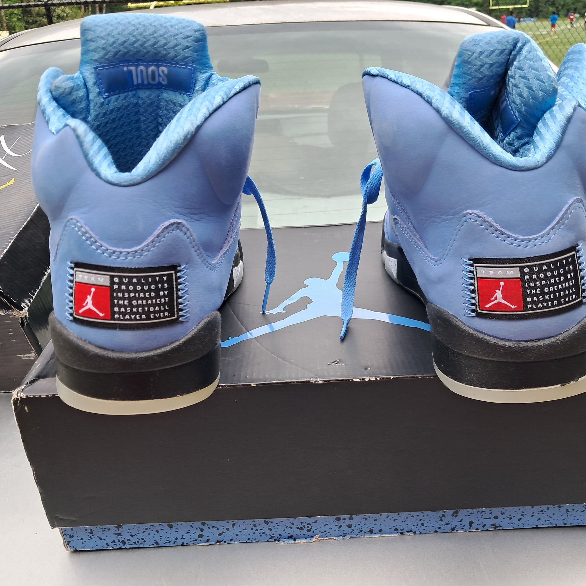Air Jordan 5 Retro University Blue Sneakers 7
