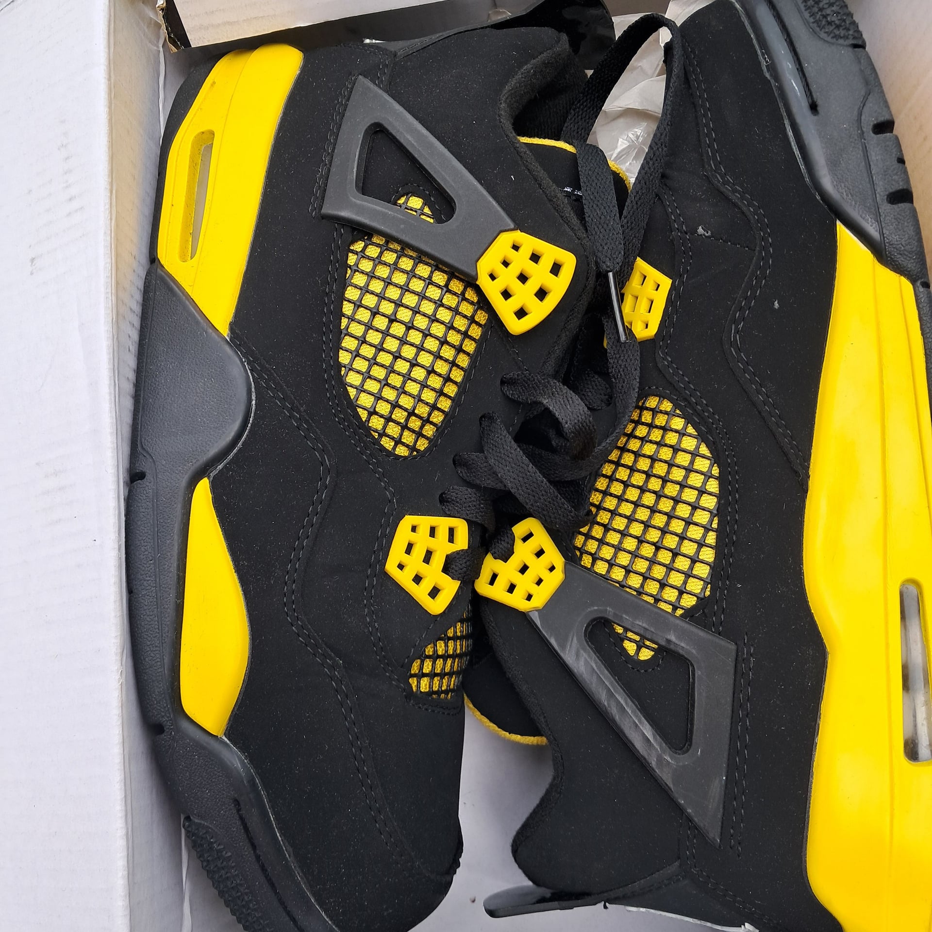 Product thumbnail 3