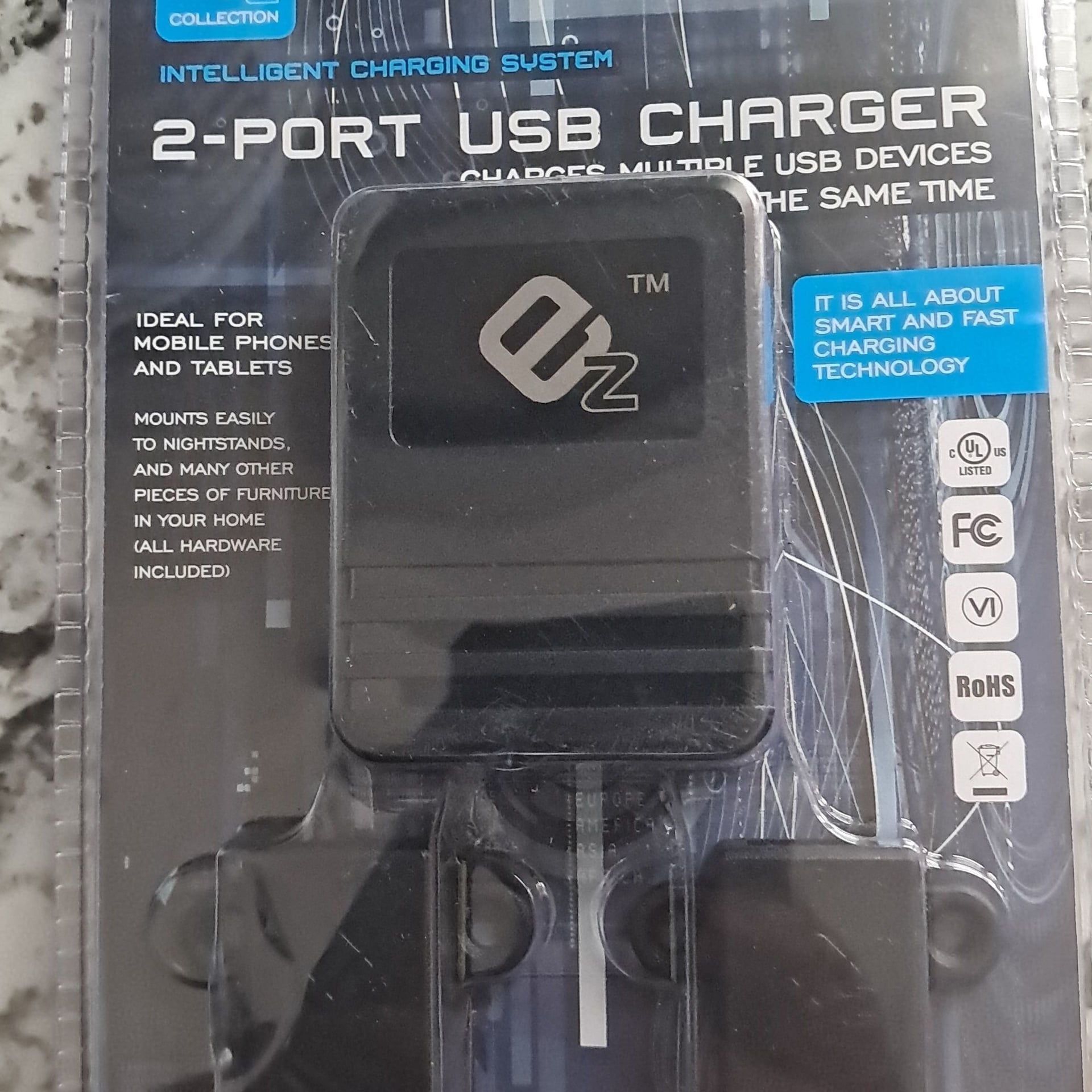 2-Port USB Charger for Mobile Devices 3