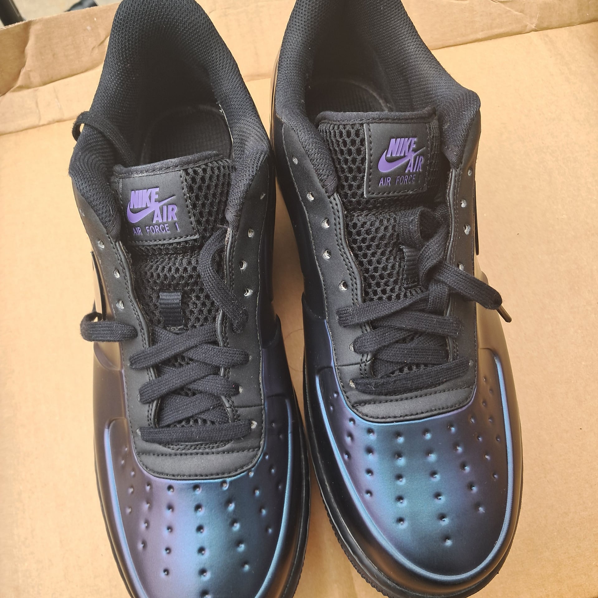 Men's Iridescent Black Sneakers 8