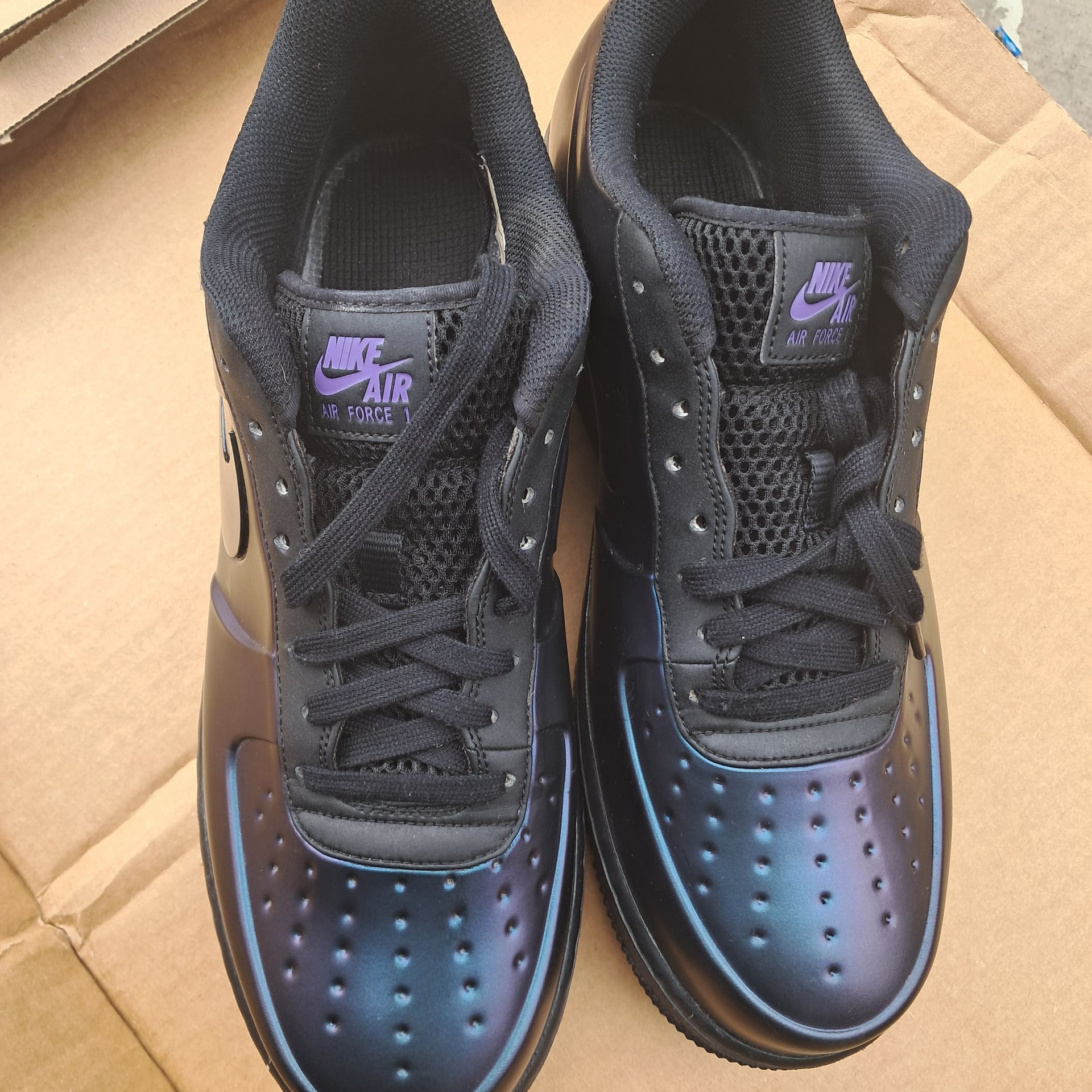Men's Iridescent Black Sneakers 6