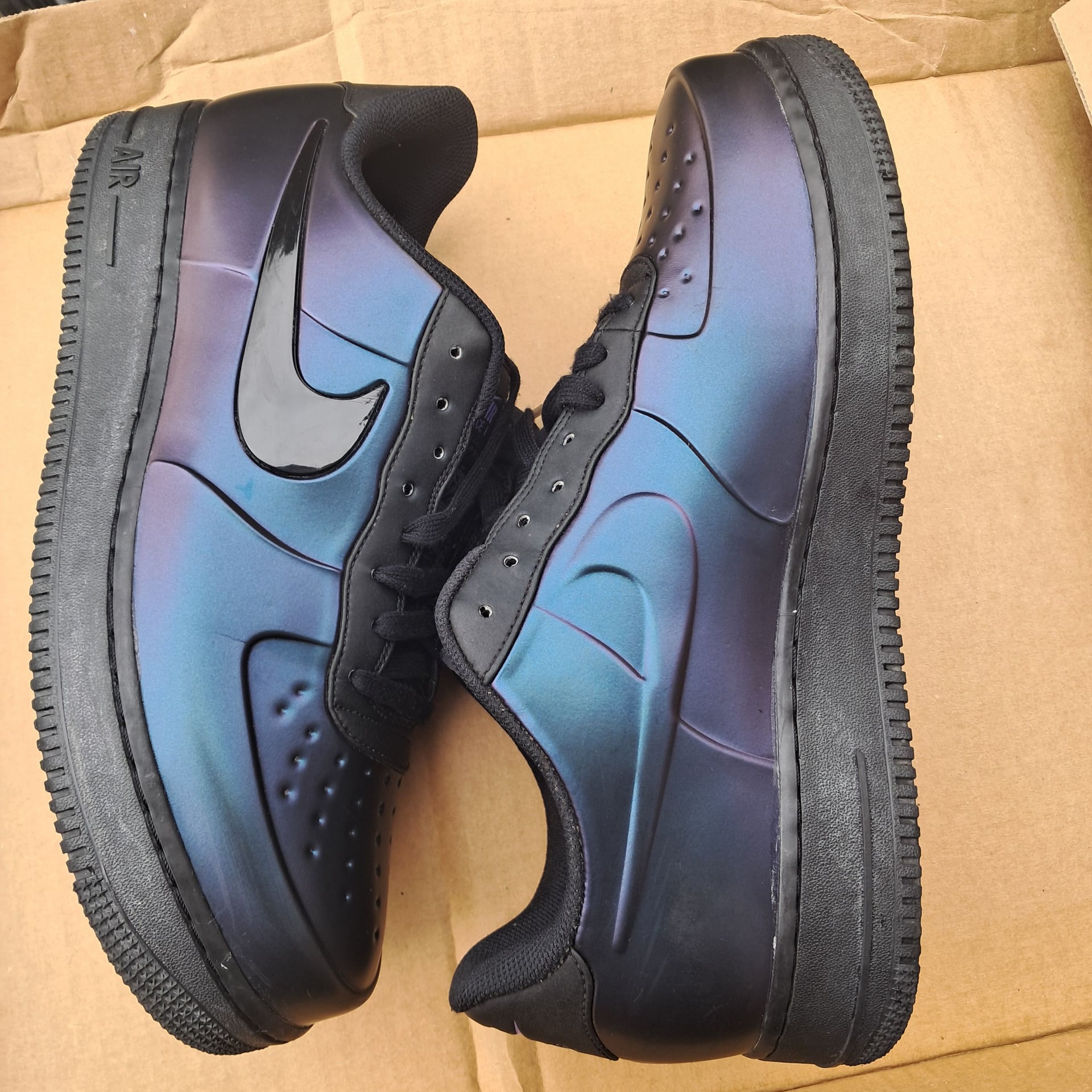 Men's Iridescent Black Sneakers 2