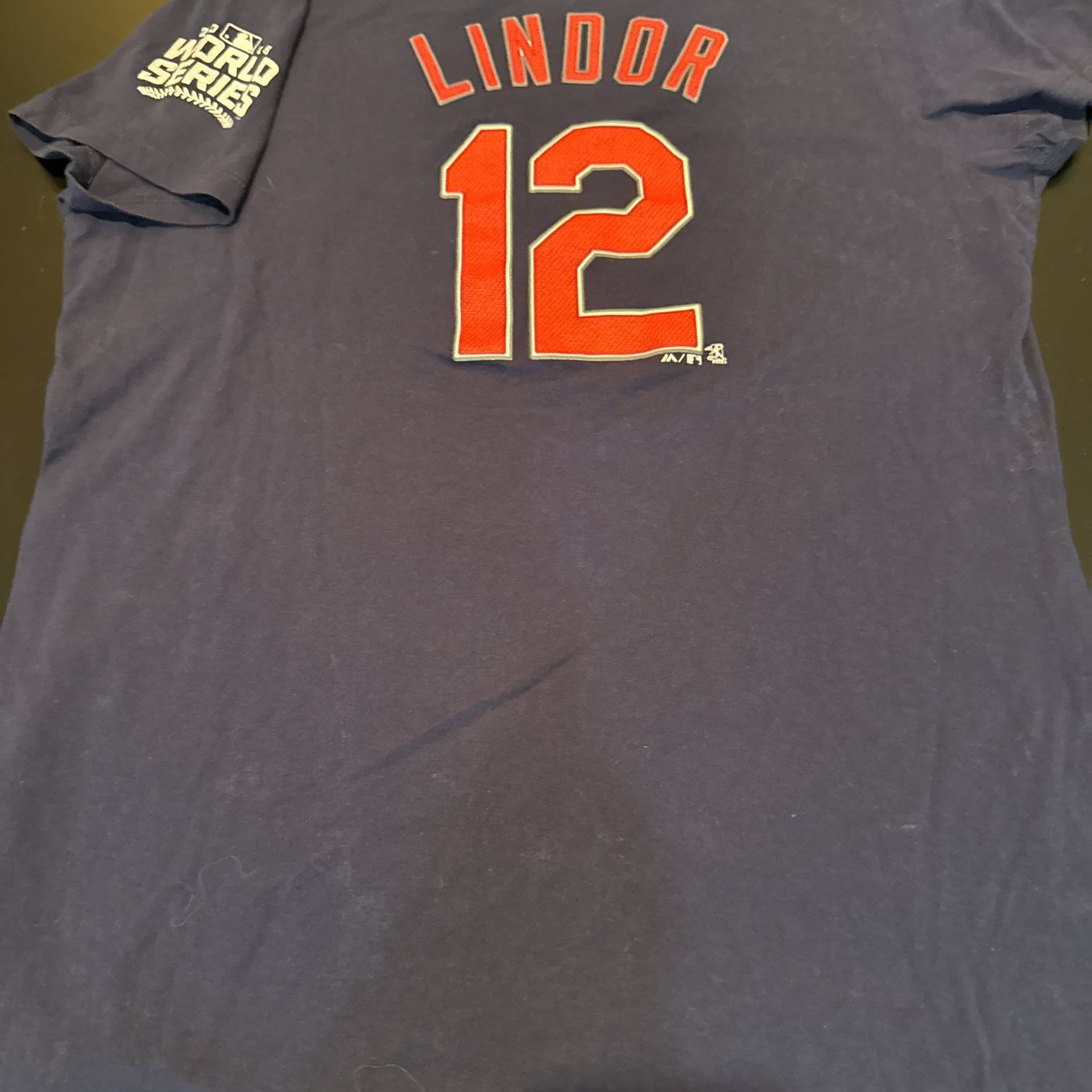Majestic Cleveland Indians V-Neck T-Shirt 5