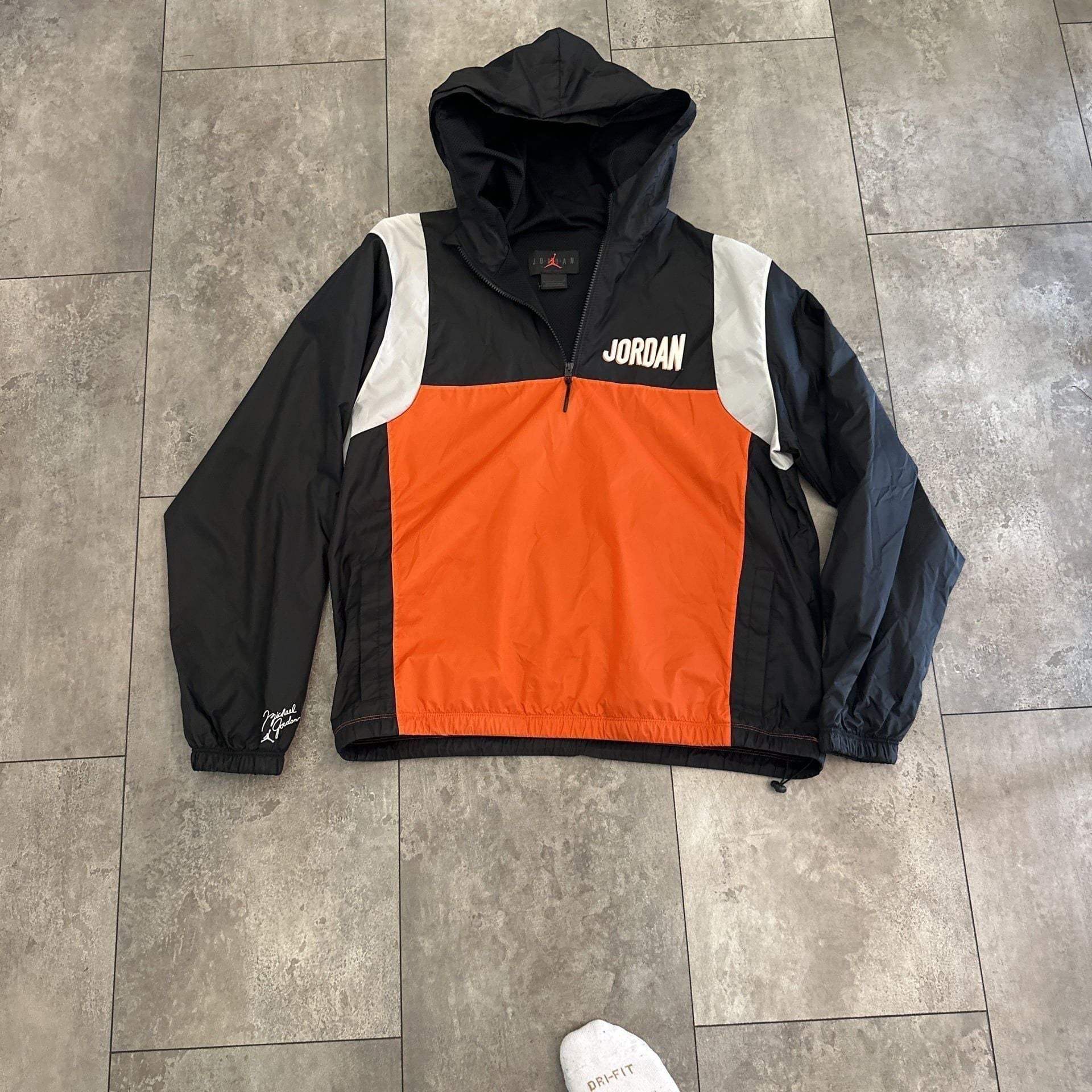 Nike Jordan Flight MVP Hoodie PullOver Jackie Size L Color Orange Black... 2