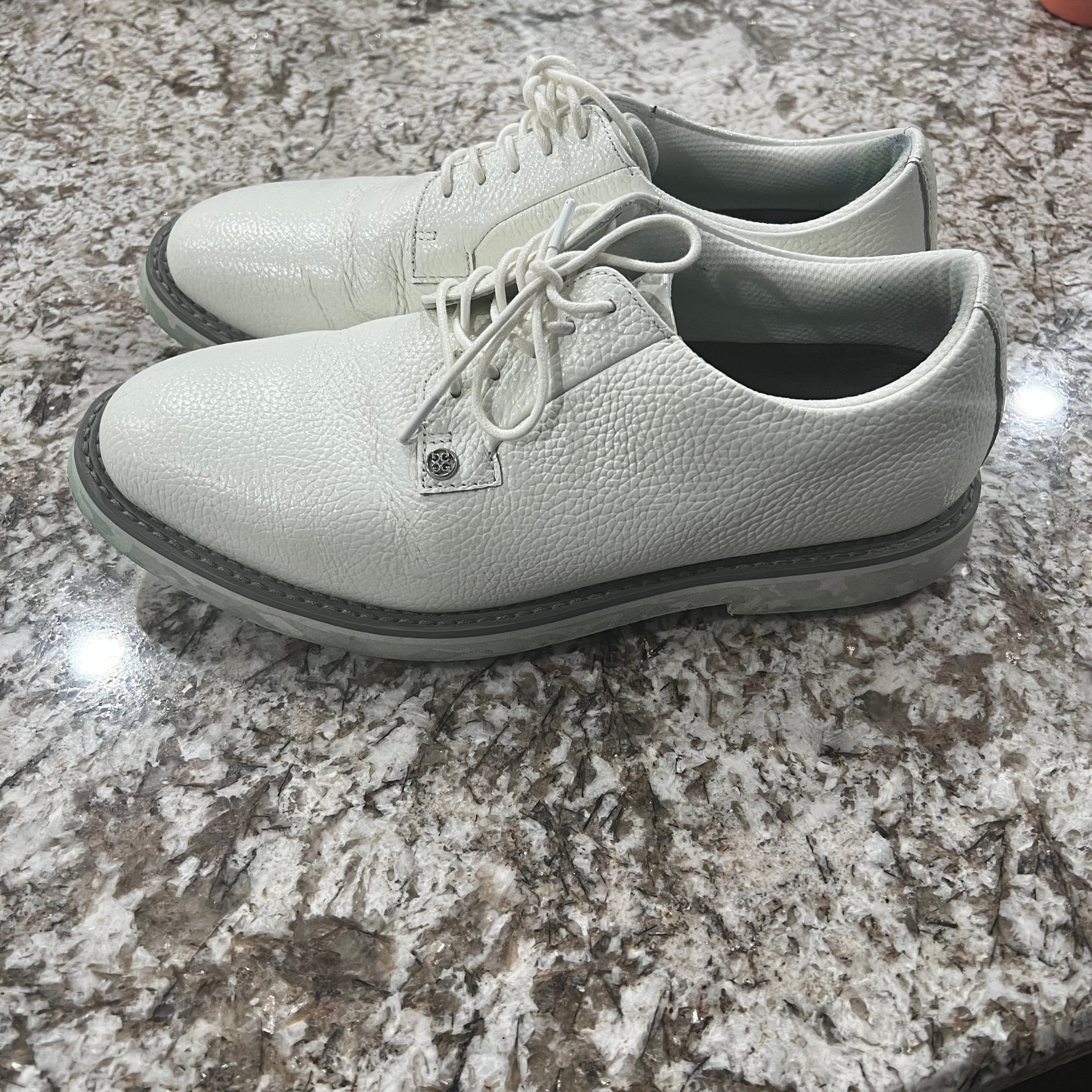 GFore MEN'S GALLIVANTER G/LOCK PEBBLE LEATHER CAMO GOLF SHOE GMF000055 Size 10 4