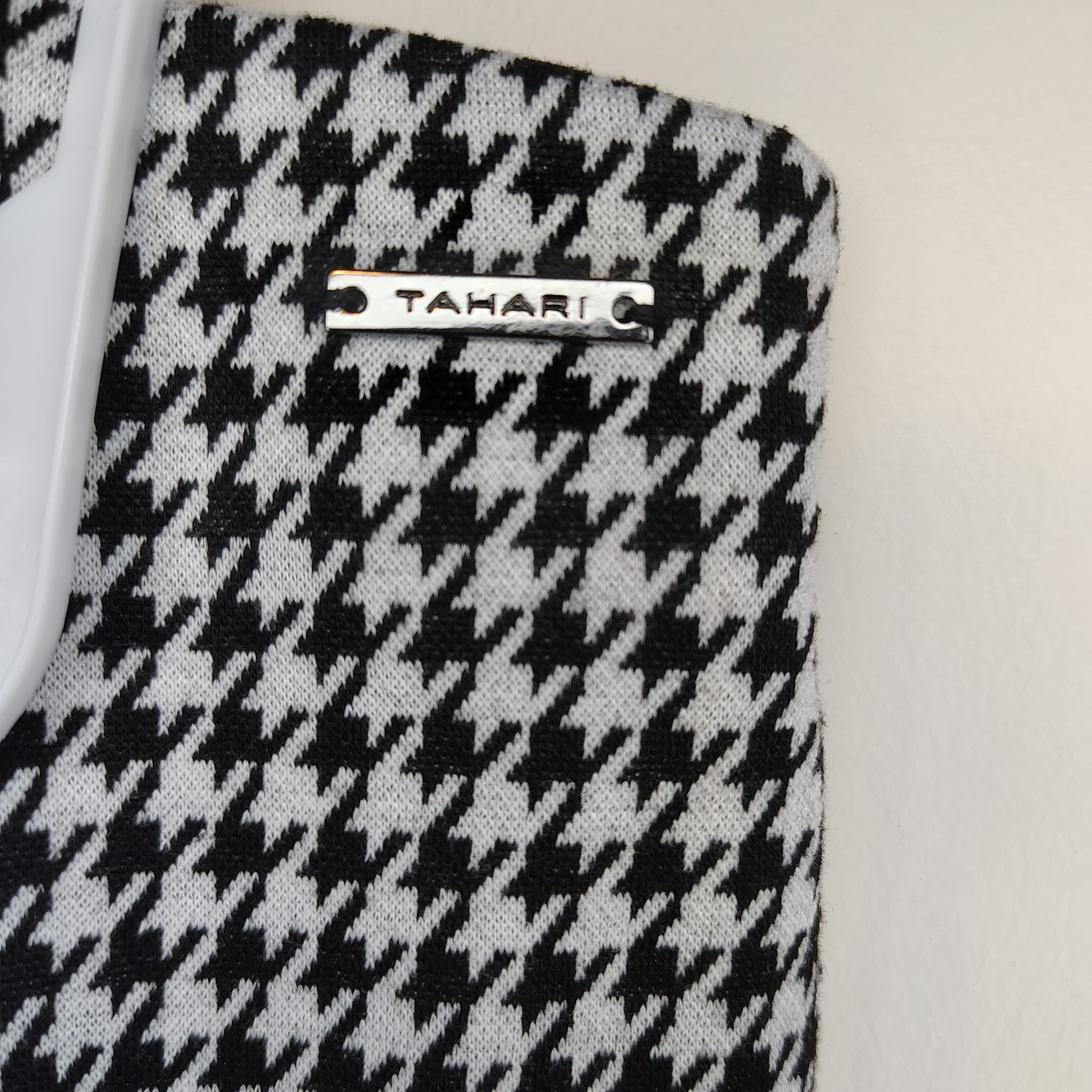 Tahari Houndstooth Seam Front Pull On Jeggings 4