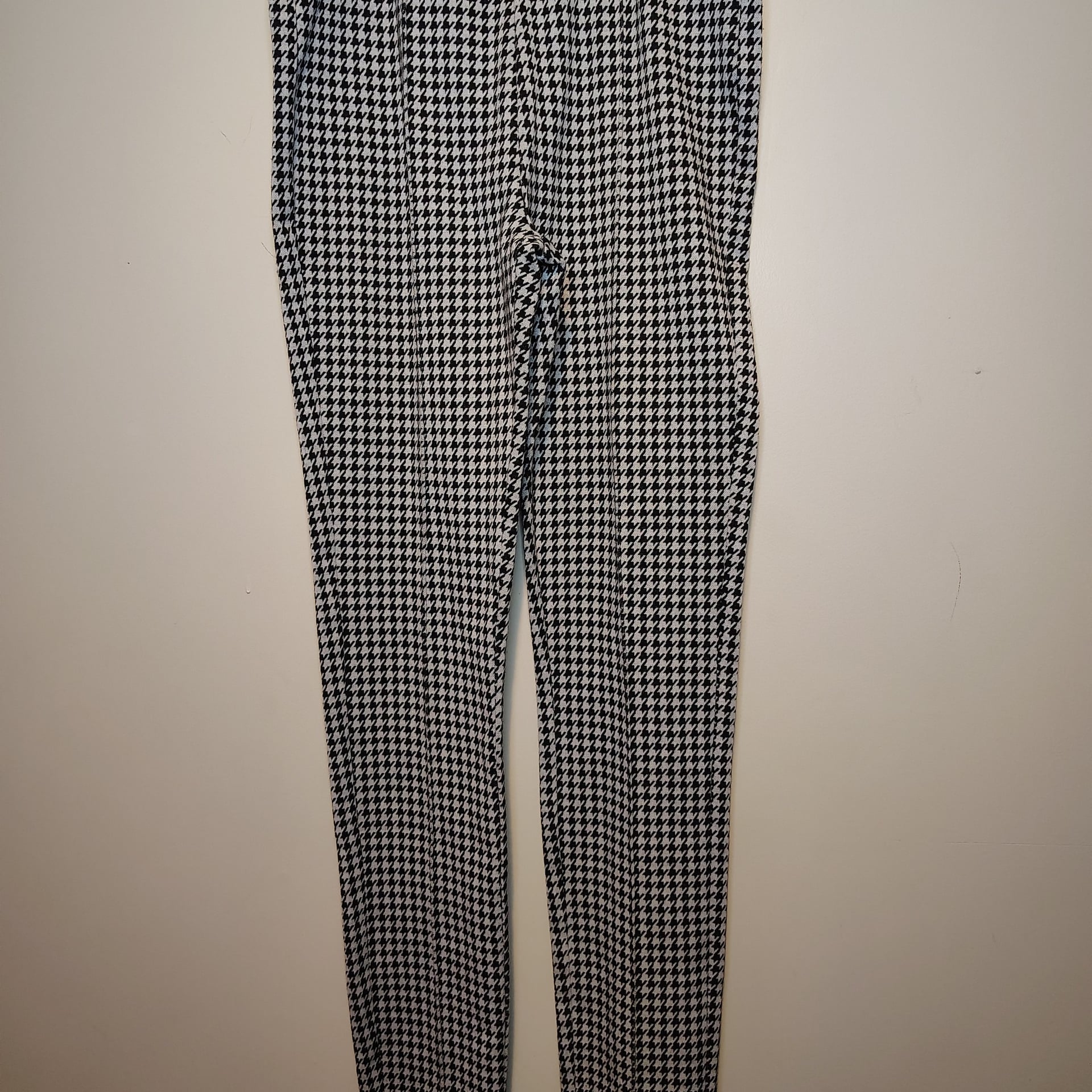 Tahari Houndstooth Seam Front Pull On Jeggings 1