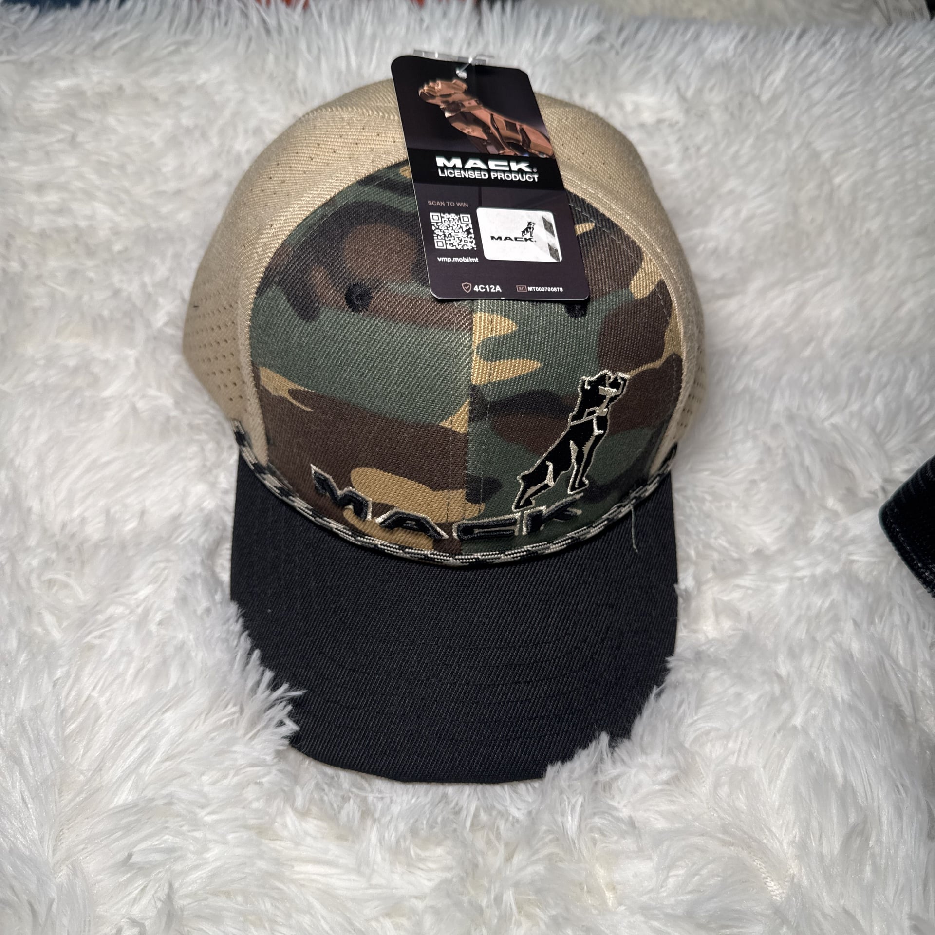 Mack Trucks Legacy Wax Cotton Charcoal Cap/Hat : Sports & Outdoors, 1