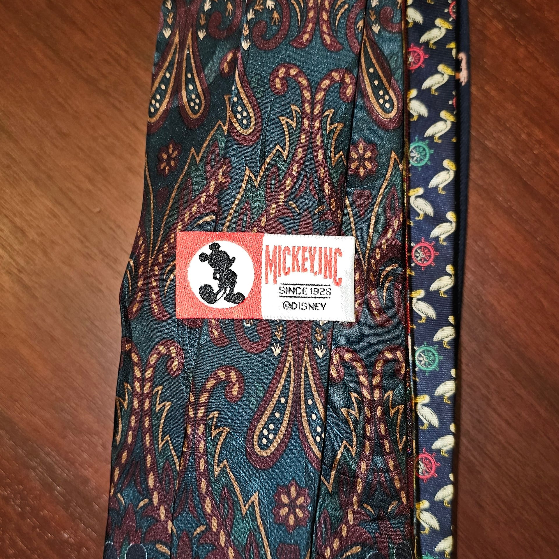 Vtg Disney Mickey Mouse Tie Necktie 100% Silk Mickey Inc. Burgundy Green Paisley 4
