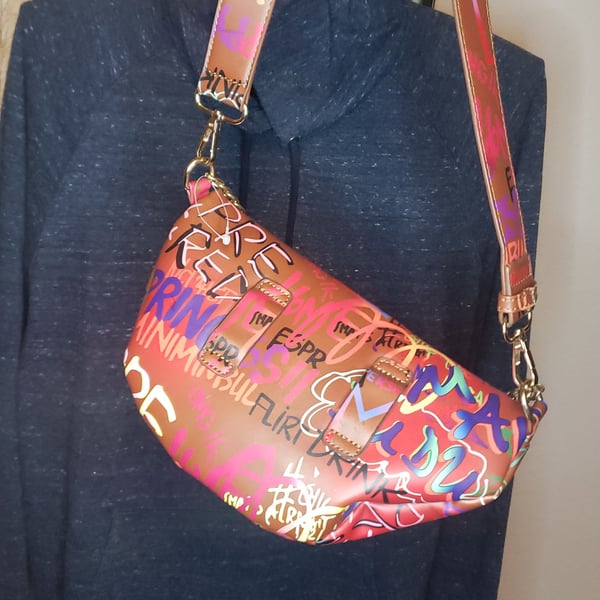 Women's Colorful Print Snap Purse Multi-Color Small with Gold Shoulder Strap